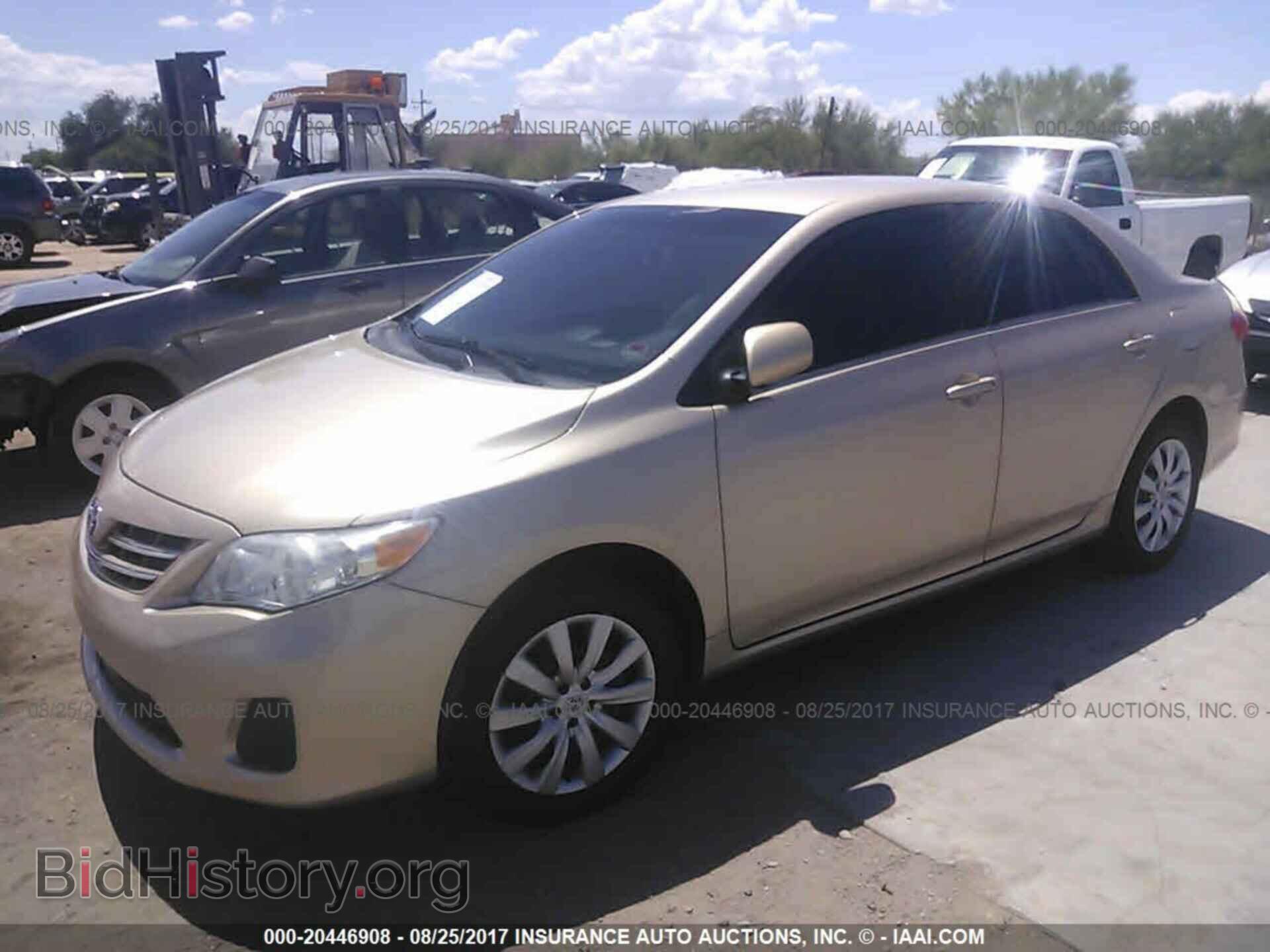 2013 Toyota Corolla - VIN: 2T1BU4EE8DC015902 - Фото 2