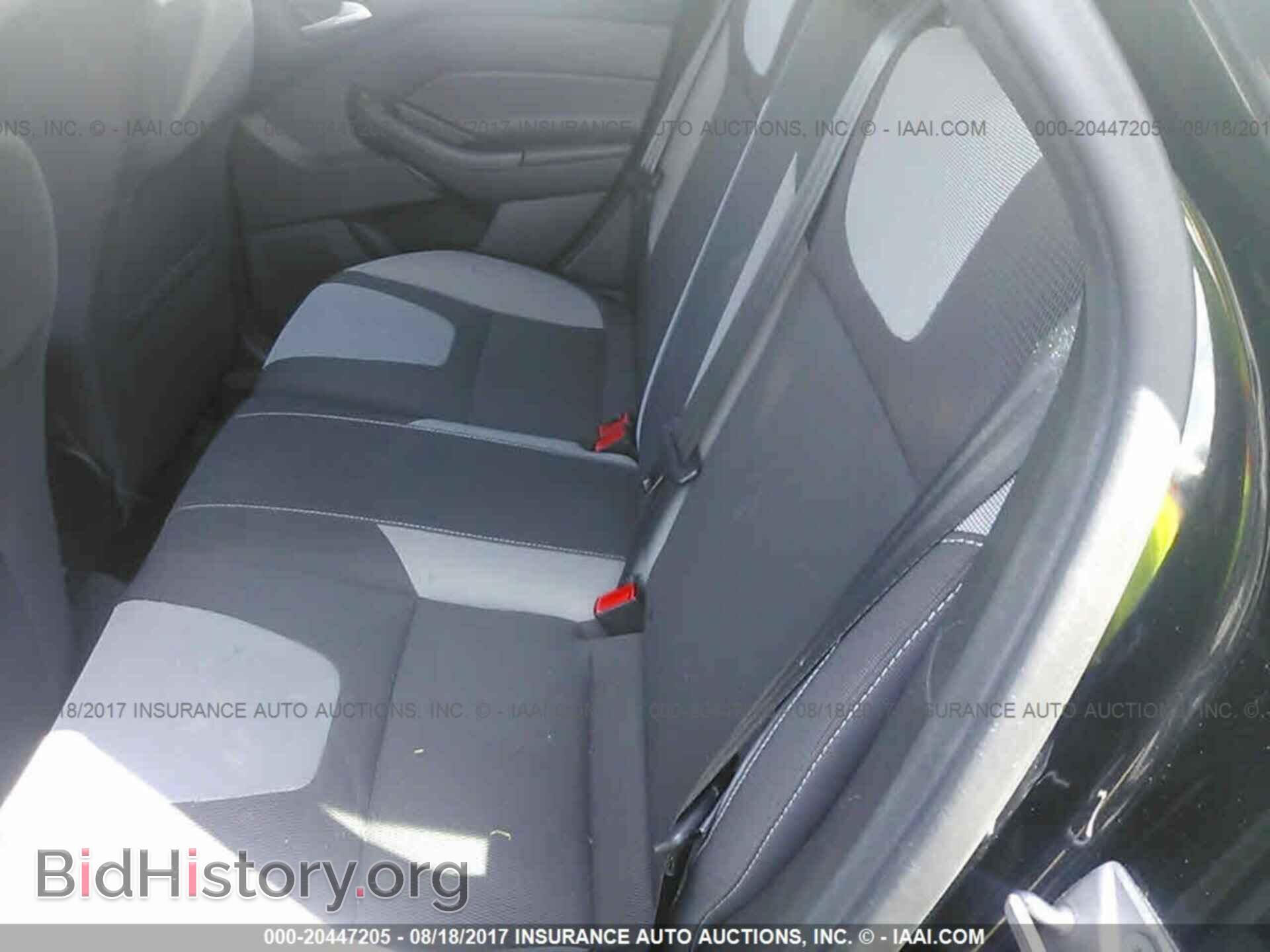2012 Ford Focus - VIN: 1FAHP3K29CL122167 - Photo 8