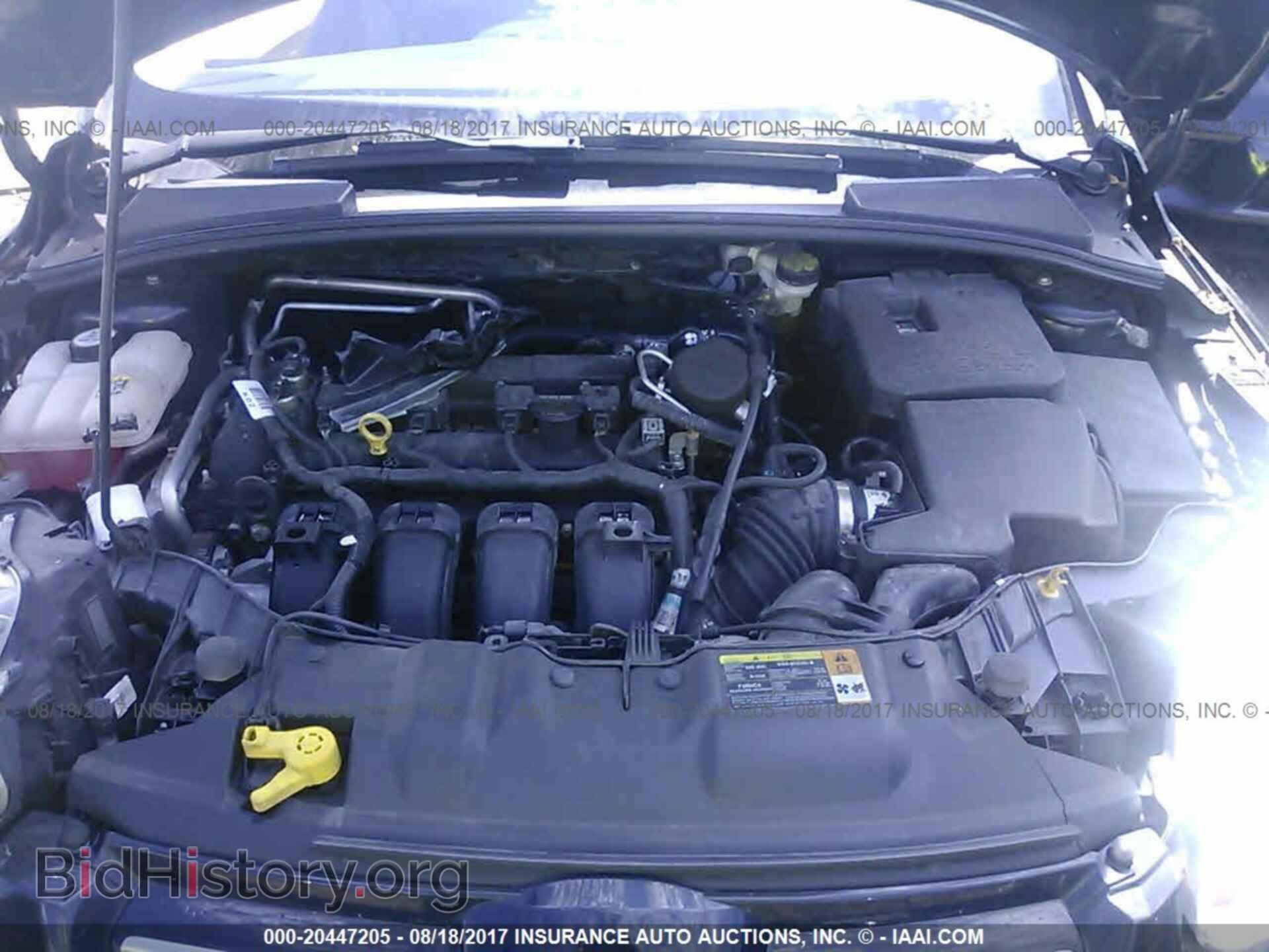 2012 Ford Focus - VIN: 1FAHP3K29CL122167 - Photo 10