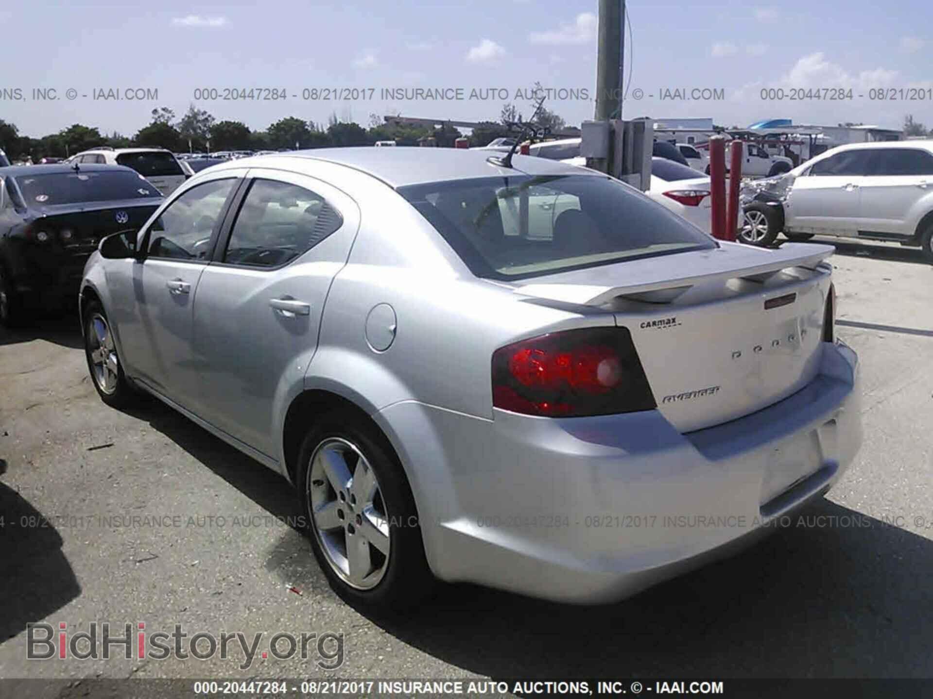 2011 Dodge Avenger - VIN: 1B3BD2FB3BN501960 - Фото 3