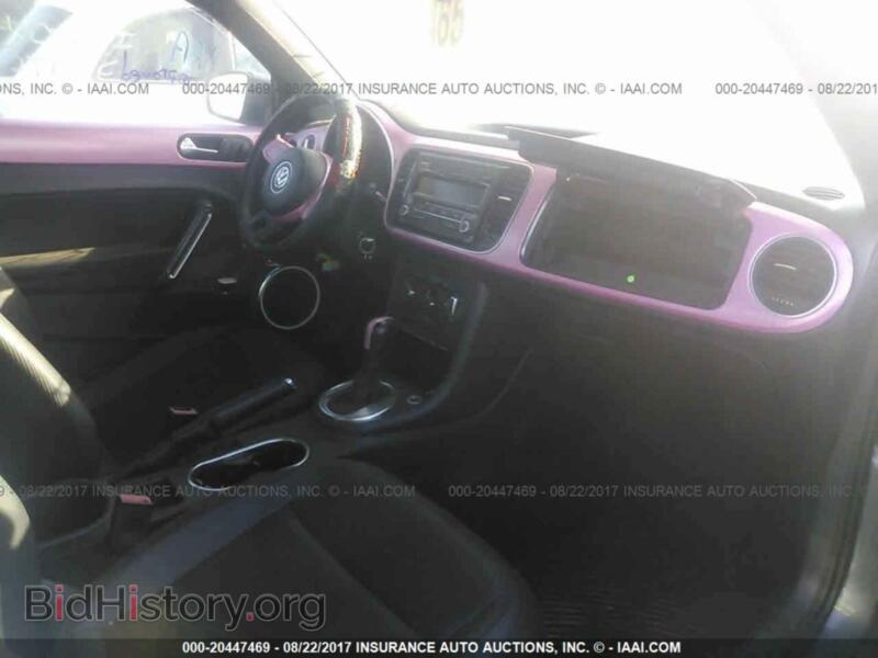 2012 Volkswagen BEETLE (VIN 3VWJP7AT3CM628697) — photo 5 of 10