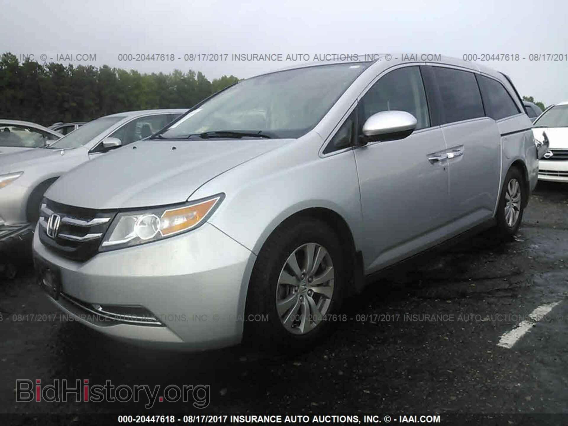 2015 Honda Odyssey - VIN: 5FNRL5H69FB032900 - Фото 2