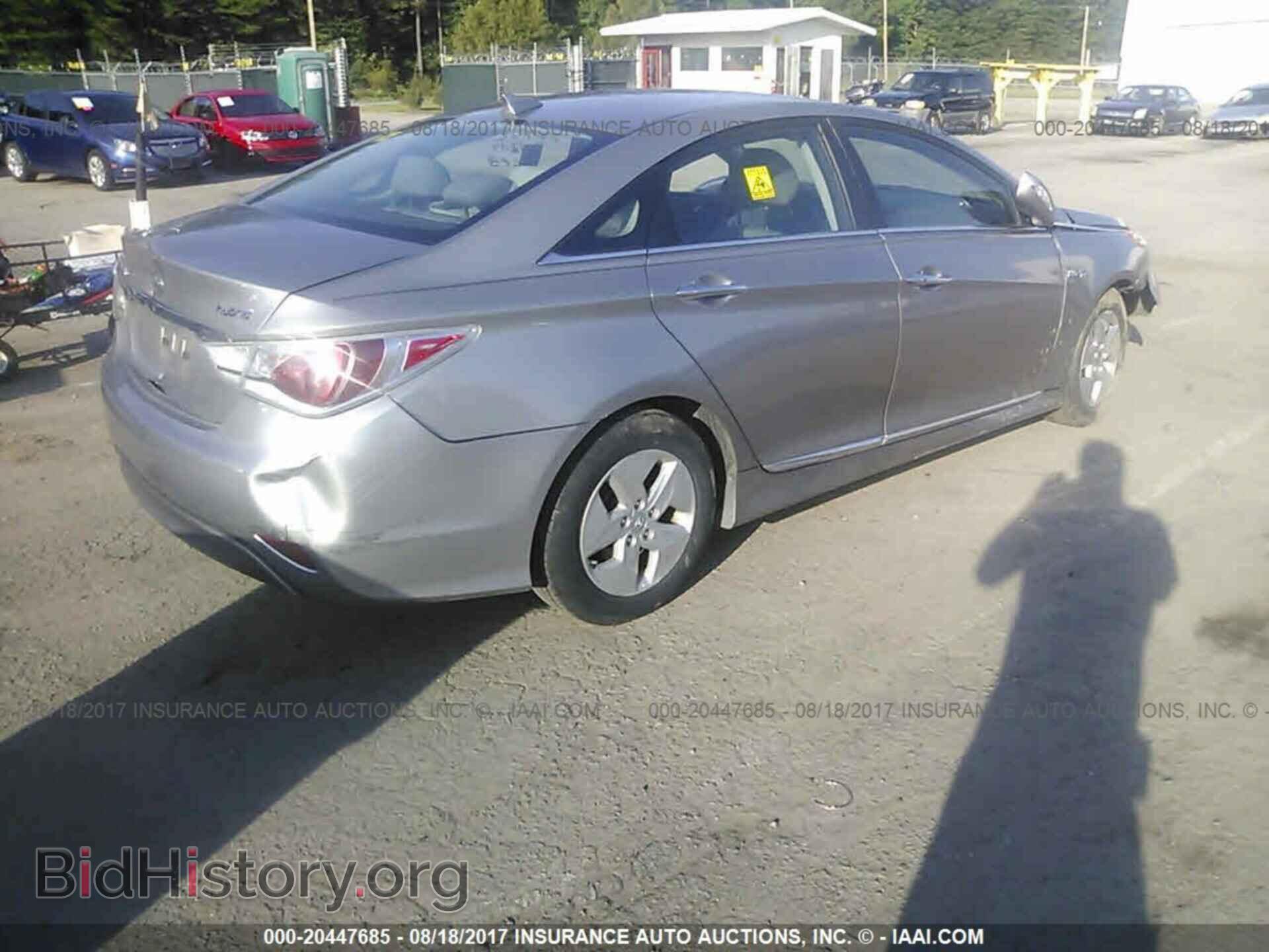 2012 Hyundai Sonata - VIN: KMHEC4A40CA027070 - Фото 4