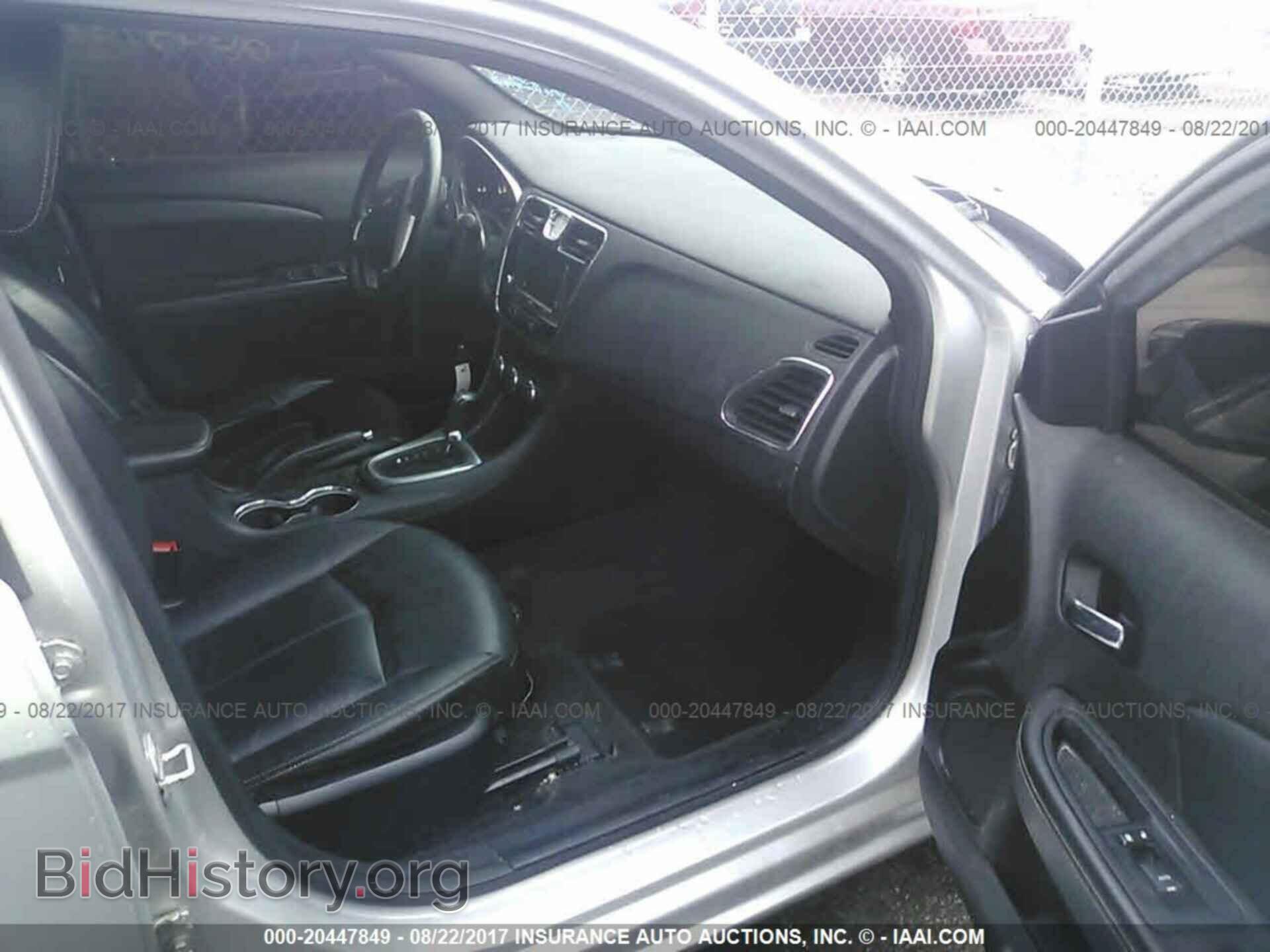 2012 Chrysler 200 - VIN: 1C3CCBCB9CN258056 - Фото 5