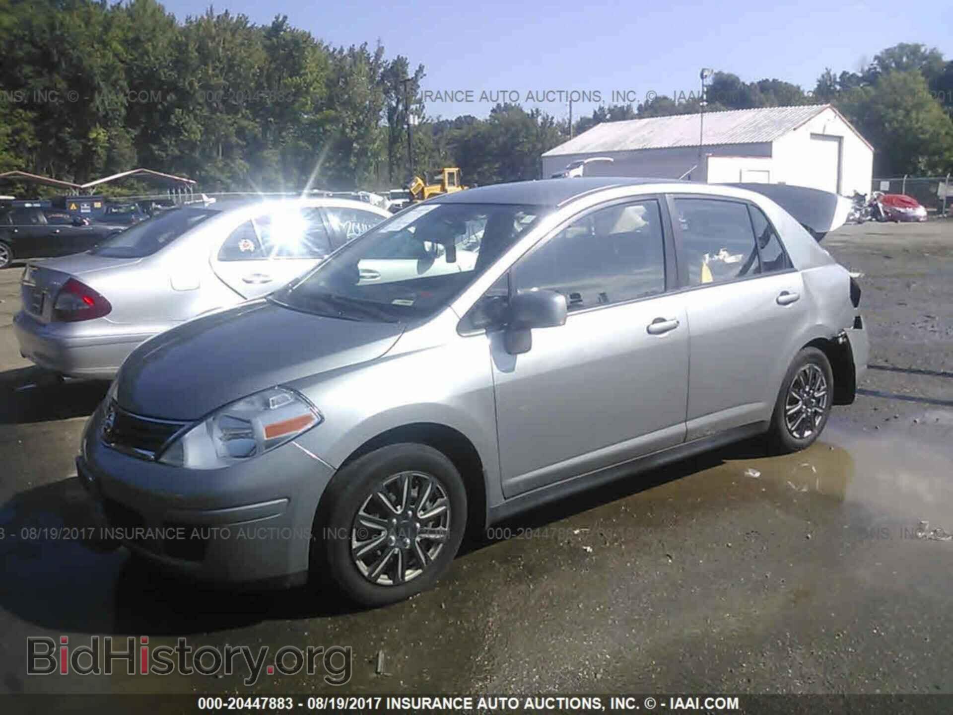 2011 Nissan Versa - VIN: 3N1BC1AP1BL432865 - Photo 2
