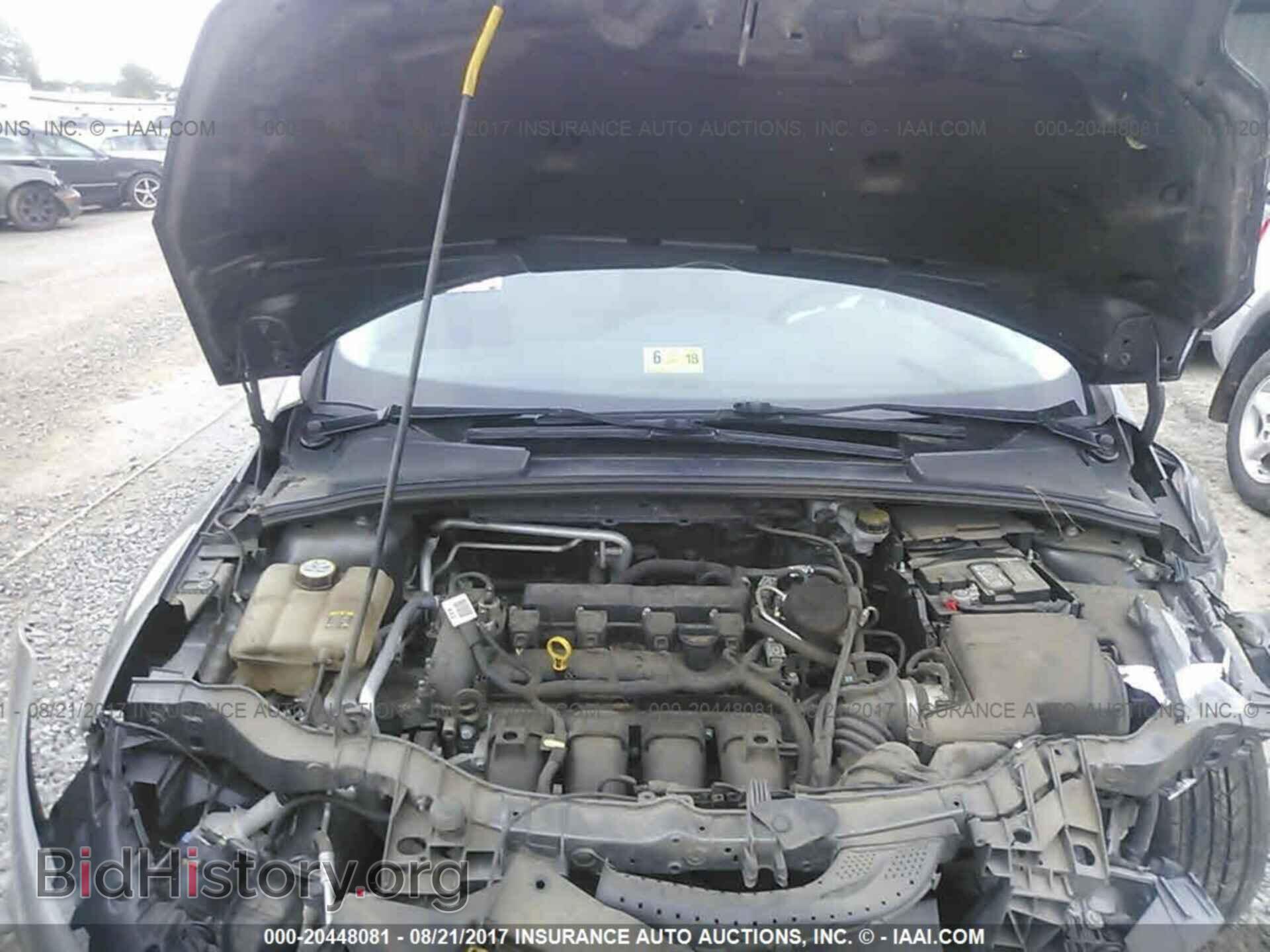 2012 Ford Focus - VIN: 1FAHP3F28CL220245 - Photo 10