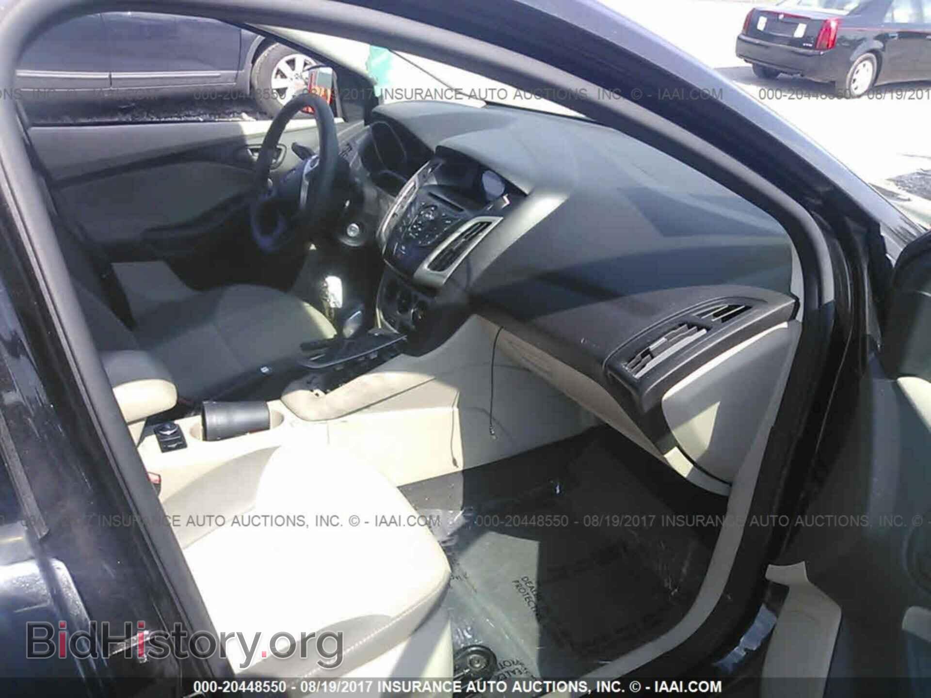 2012 Ford Focus - VIN: 1FAHP3F25CL382902 - Photo 5