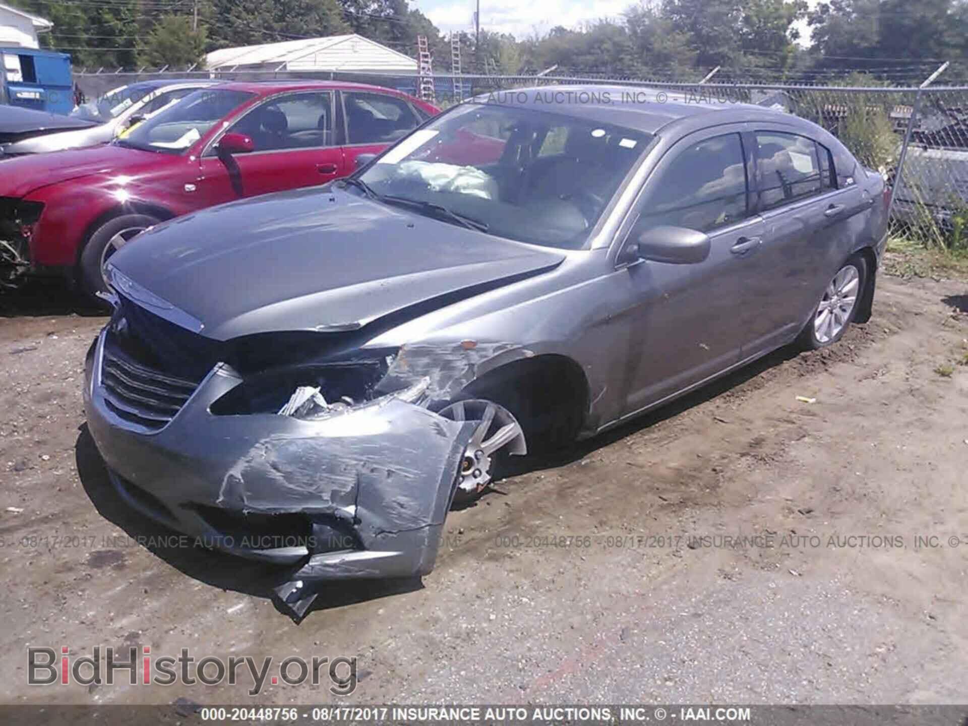2012 Chrysler 200 - VIN: 1C3CCBBB0CN226596 - Фото 2