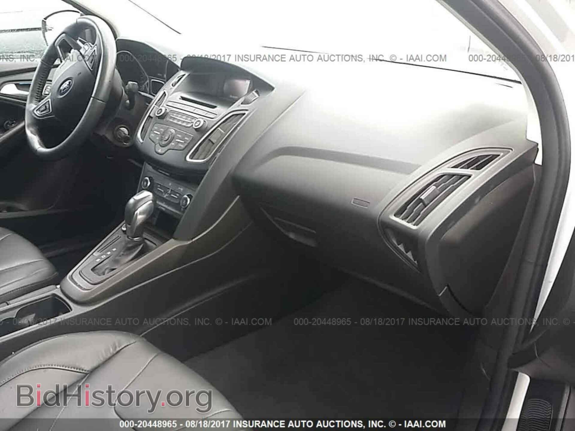 2015 Ford Focus - VIN: 1FADP3F27FL318136 - Photo 5