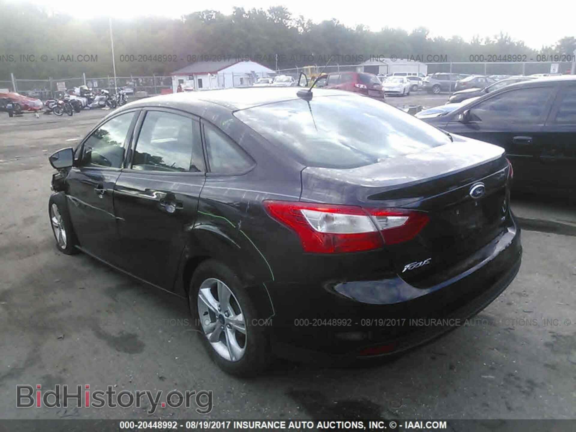 2014 Ford Focus - VIN: 1FADP3F21EL280028 - Photo 3