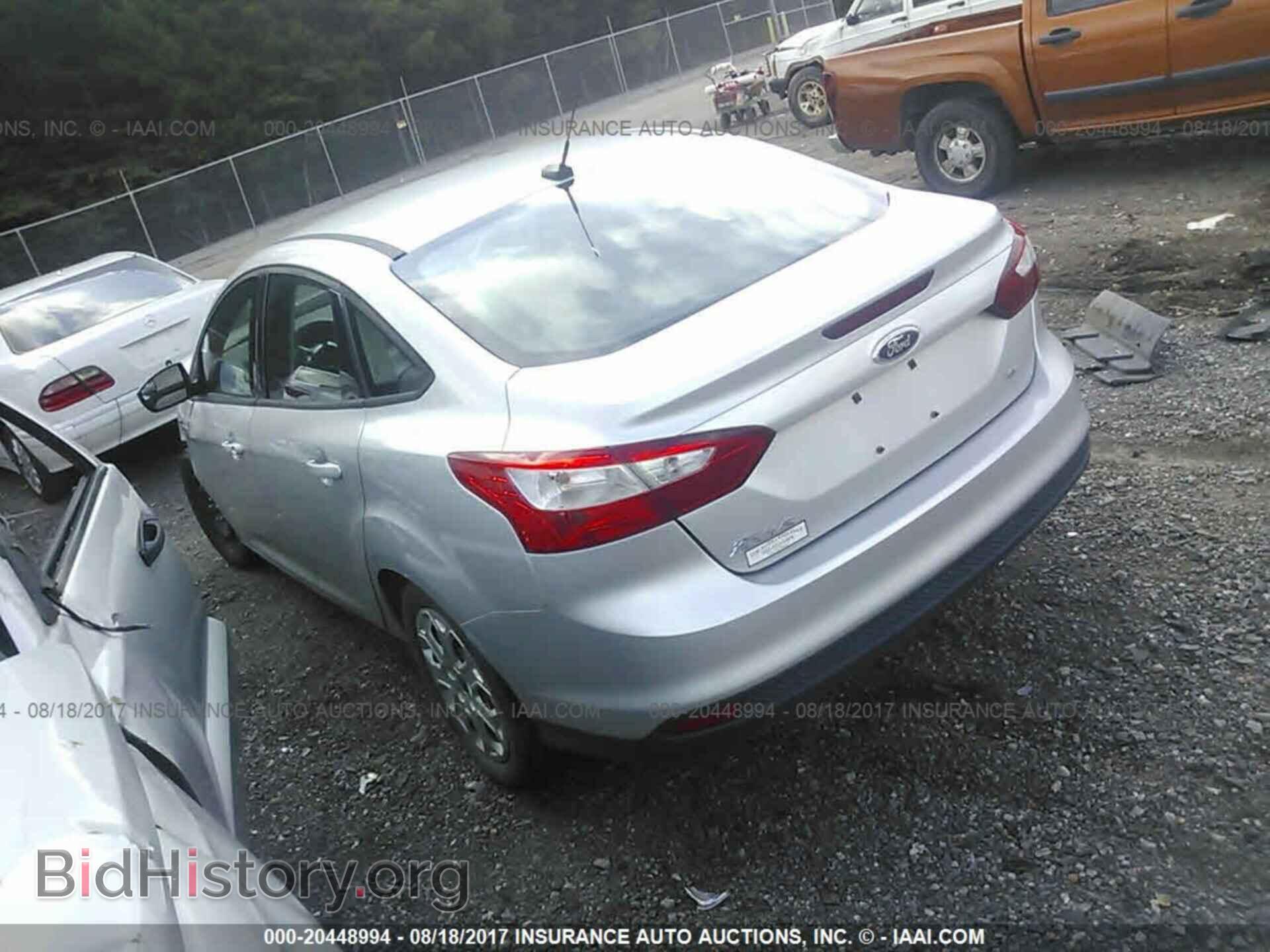 2012 Ford Focus - VIN: 1FAHP3F24CL179645 - Photo 3