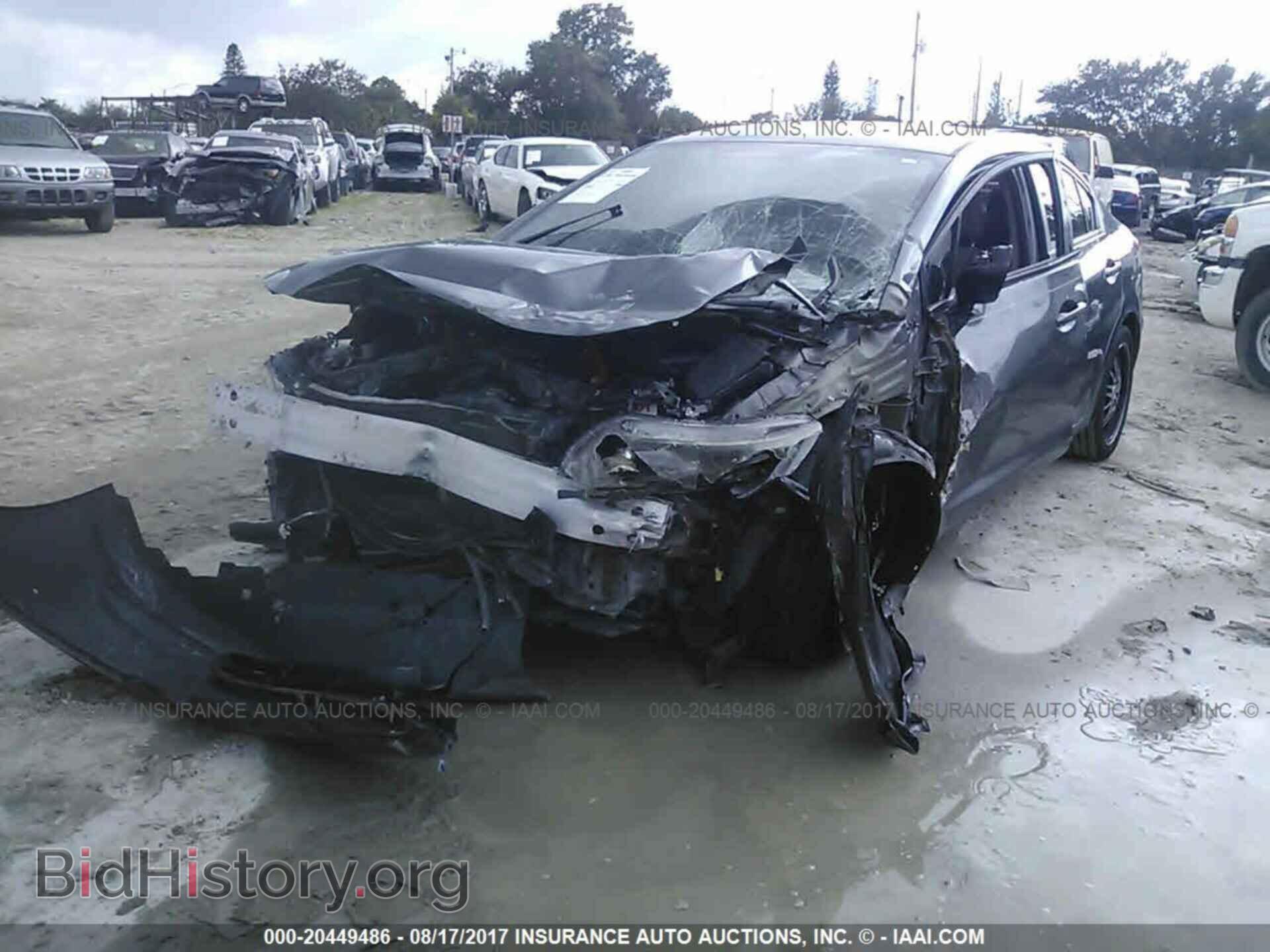 2012 Honda Civic - VIN: 19XFB2F55CE357964 - Photo 2