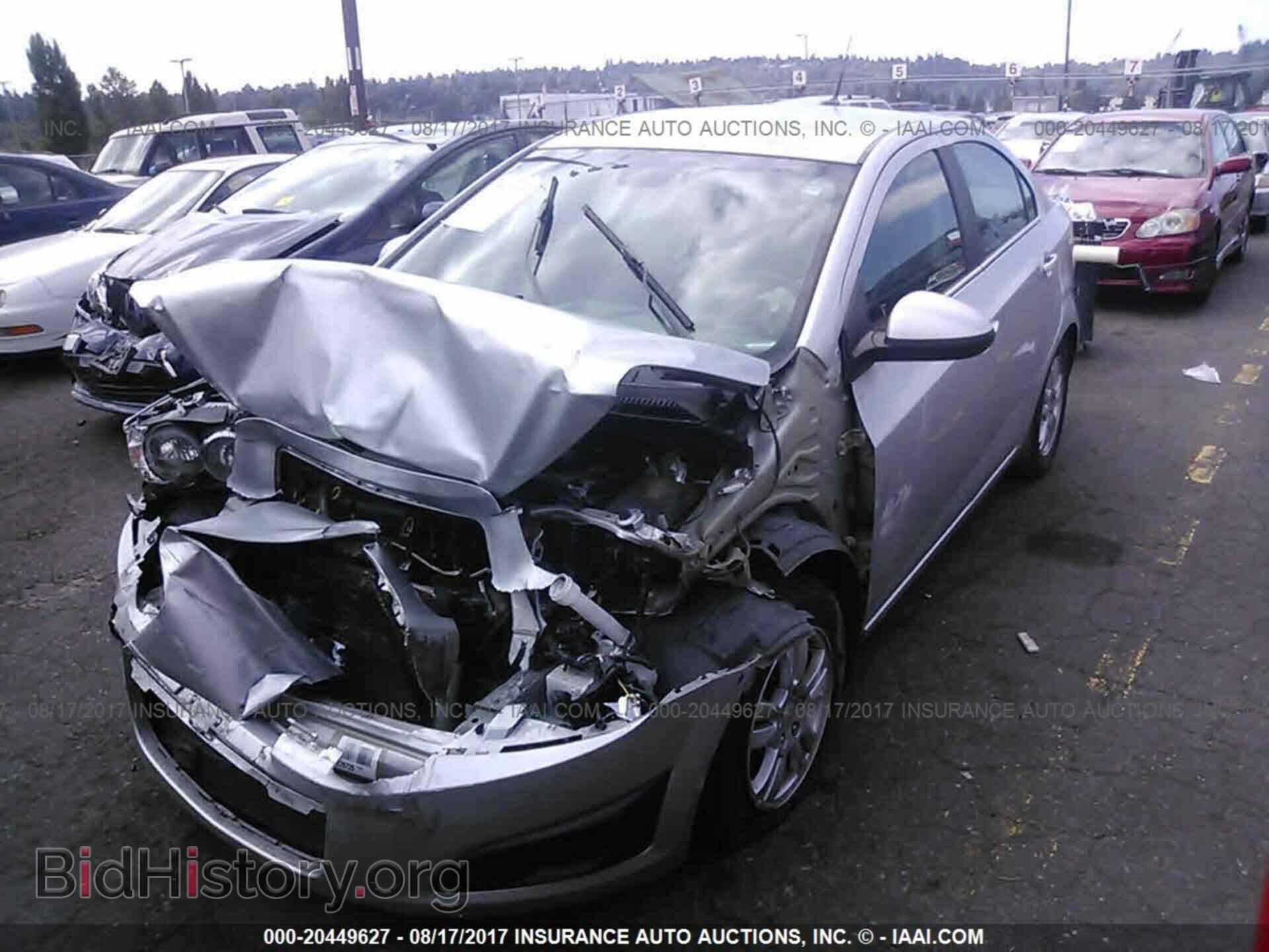 2013 Chevrolet Sonic - VIN: 1G1JC5SHXD4191882 - Фото 2
