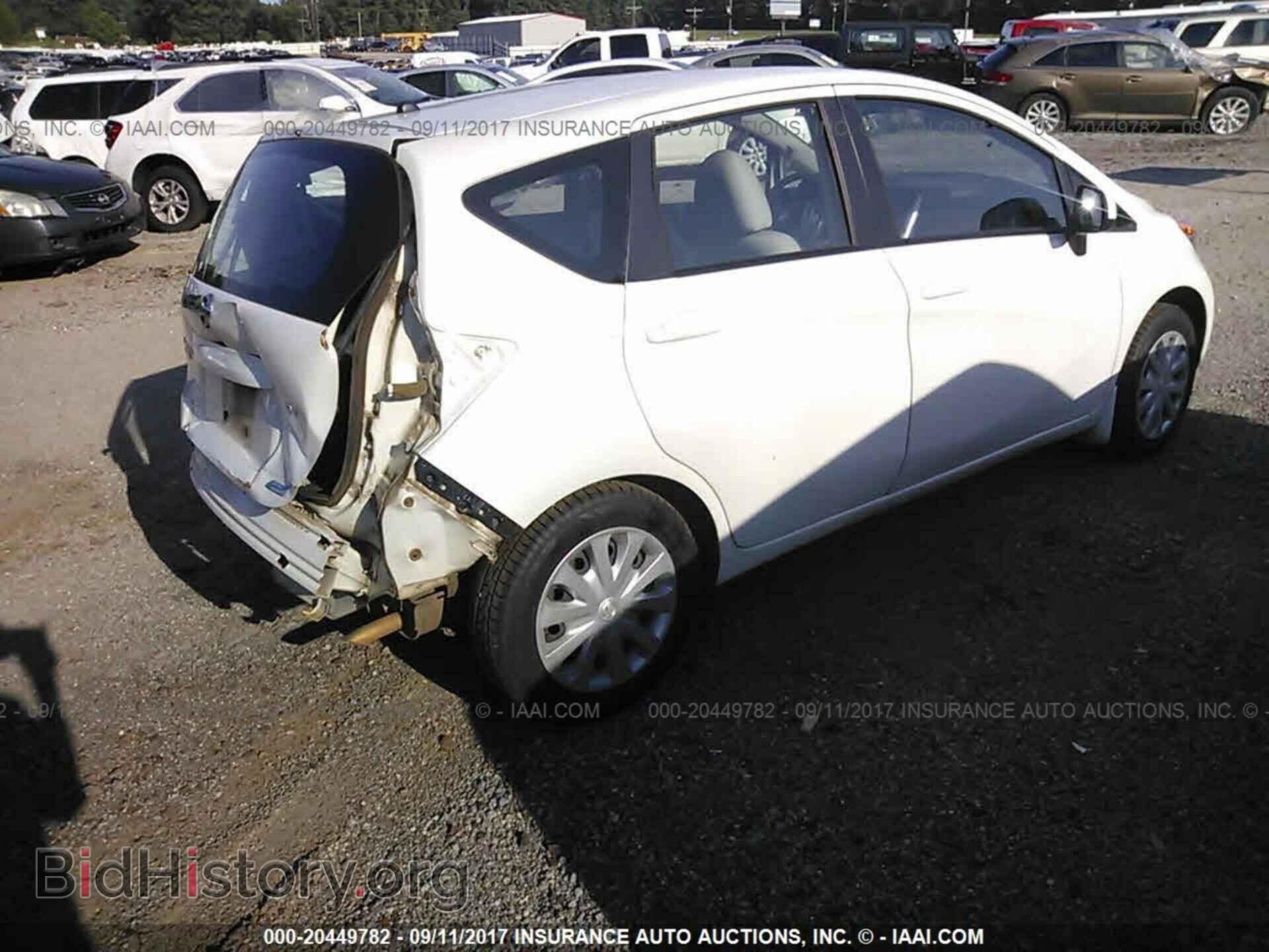 2014 Nissan Versa note - VIN: 3N1CE2CP9EL383596 - Photo 4