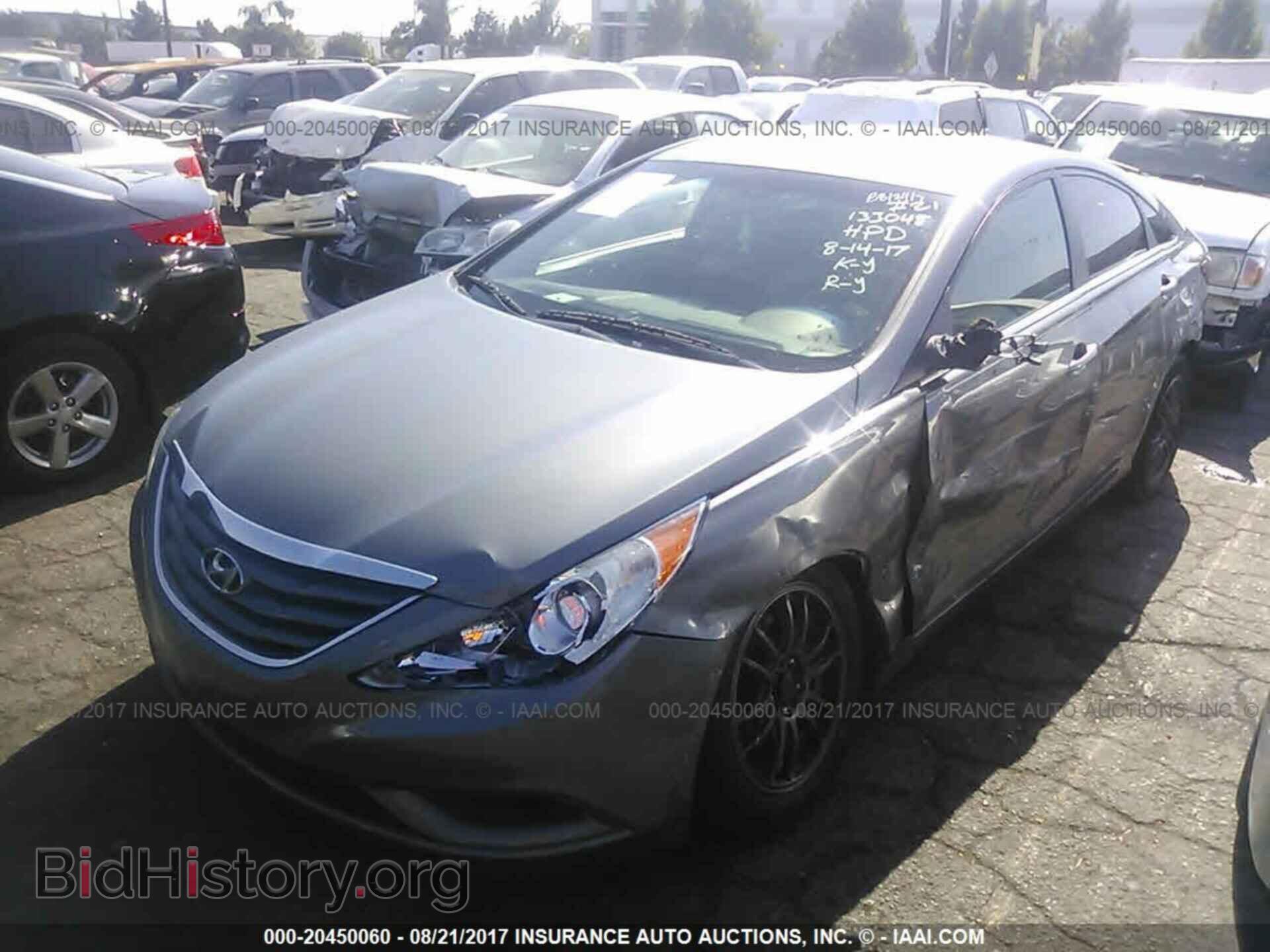 2012 Hyundai Sonata - VIN: 5NPEB4AC5CH490409 - Фото 2