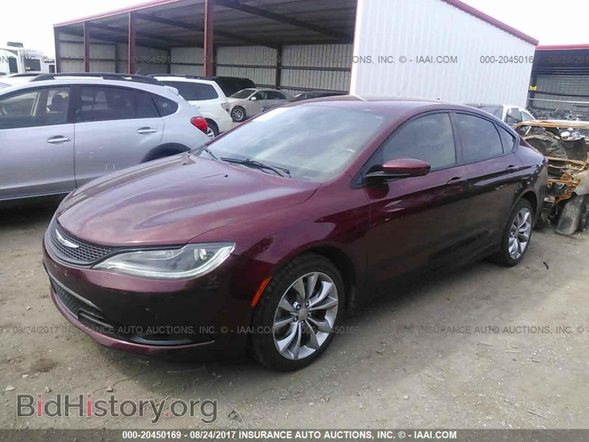 2015 Chrysler 200 - VIN: 1C3CCCDG4FN523180 - Photo 2
