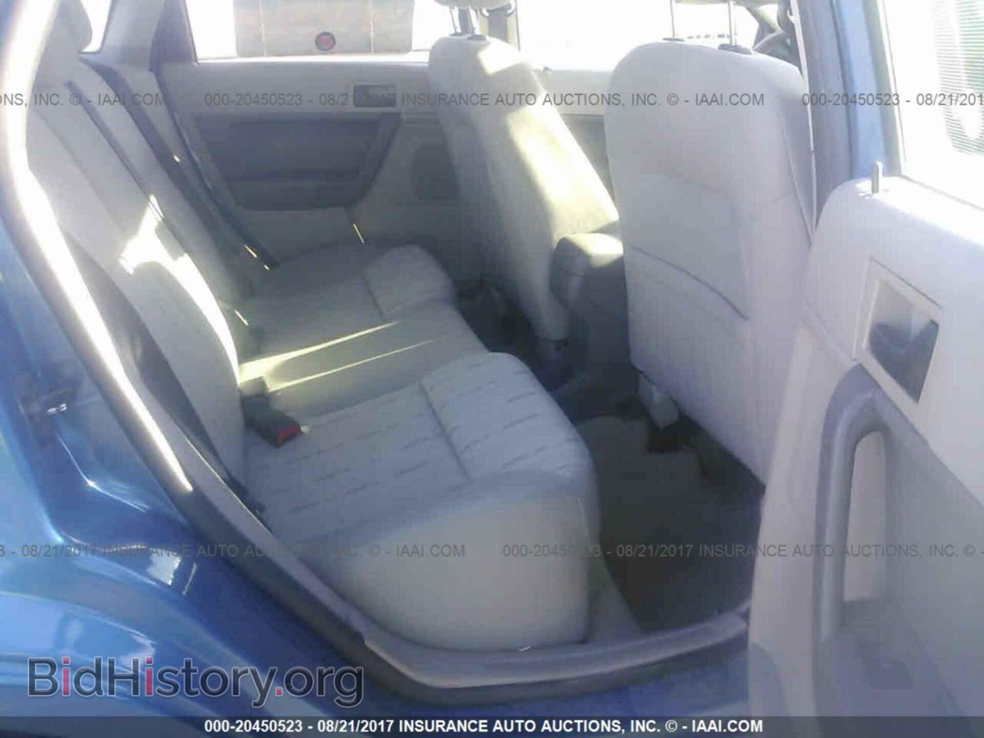 2011 Ford Focus - VIN: 1FAHP3FN3BW180437 - Фото 8
