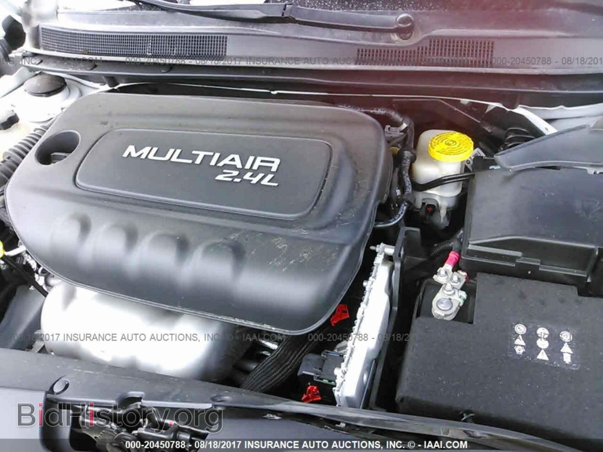 2015 Chrysler 200 - VIN: 1C3CCCAB5FN685652 - Photo 10