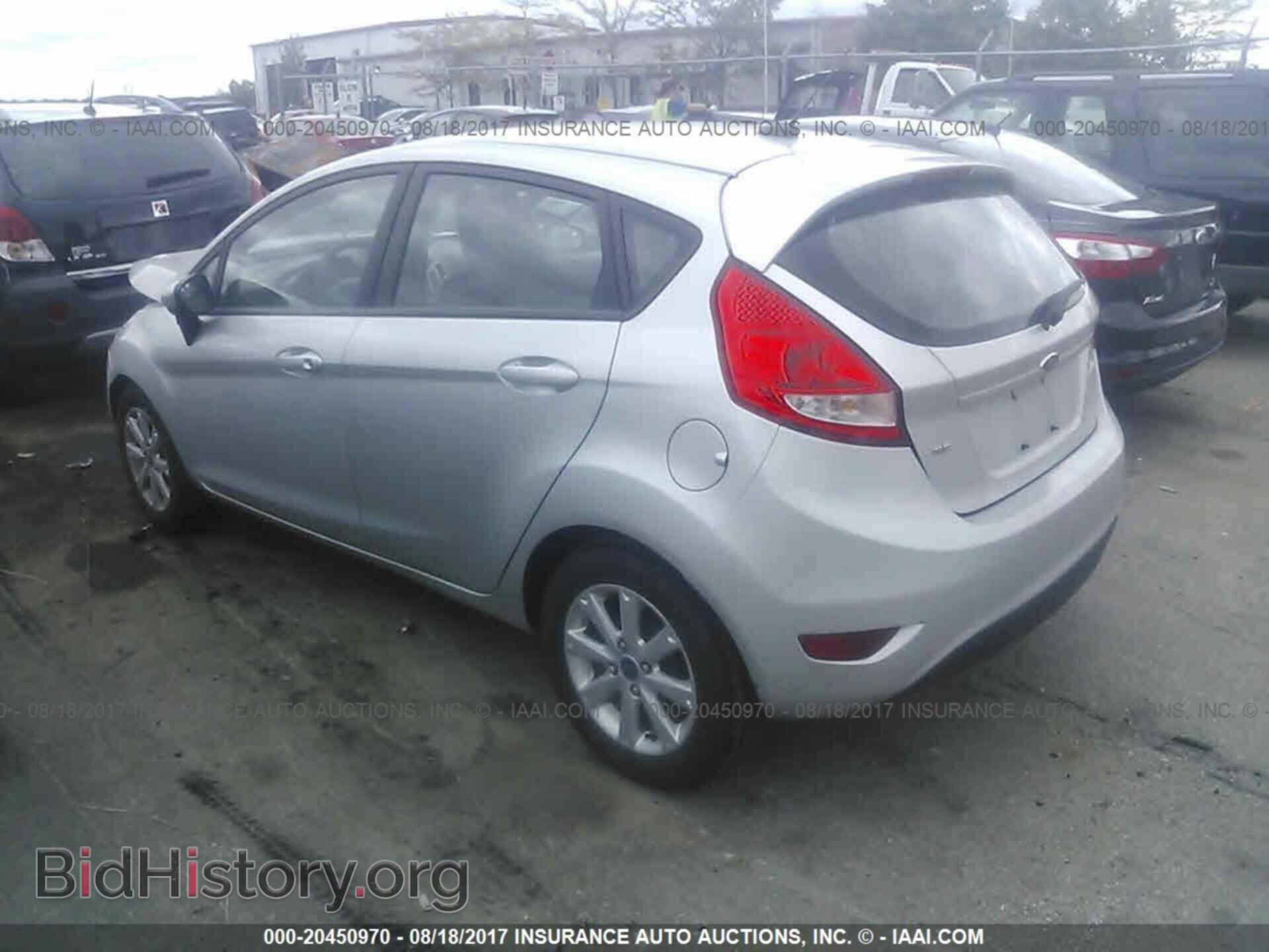 2011 Ford Fiesta - VIN: 3FADP4EJ0BM228303 - Фото 3