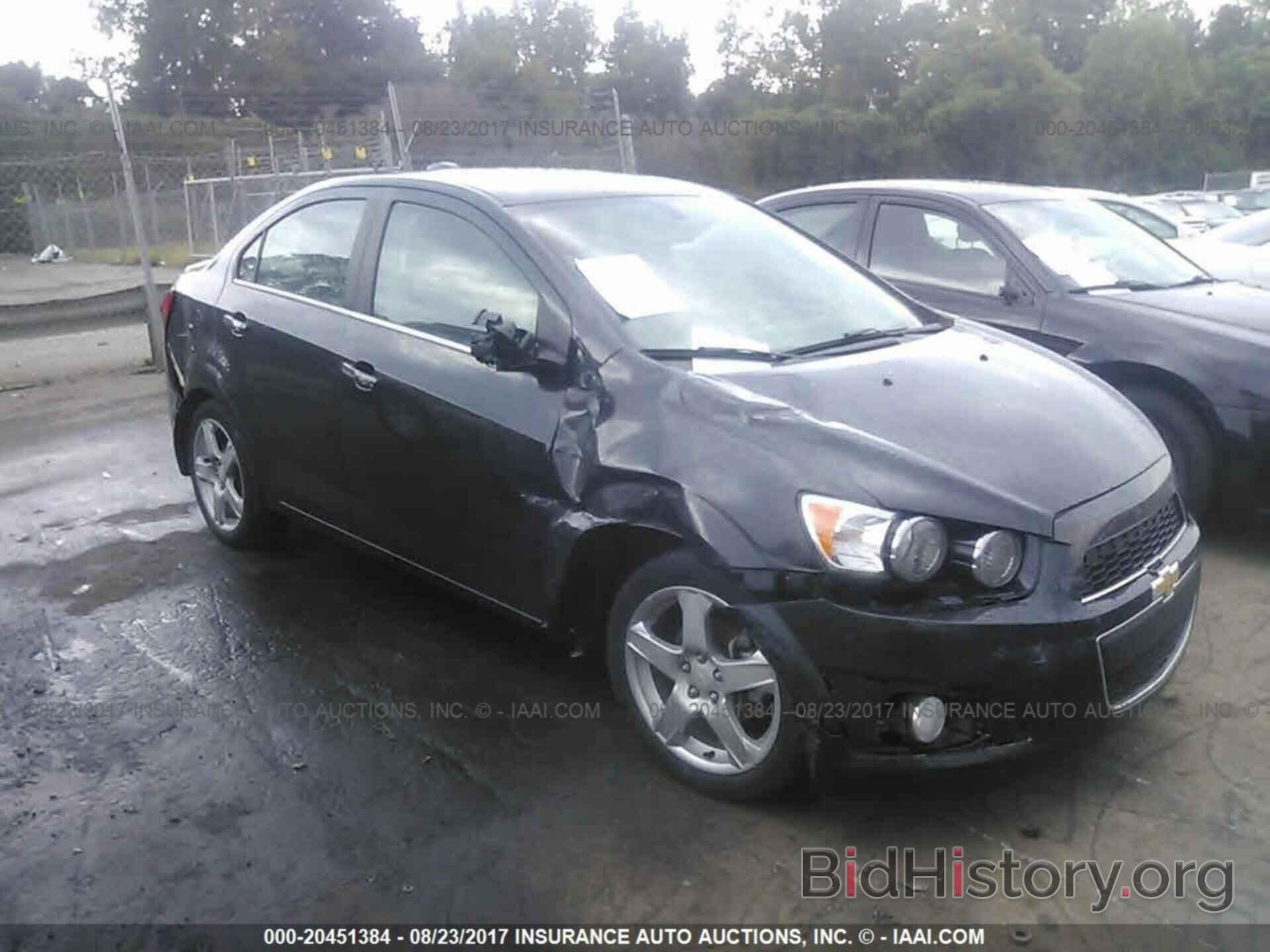 Photo 1G1JE5SB0F4116455 - Chevrolet Sonic 2015