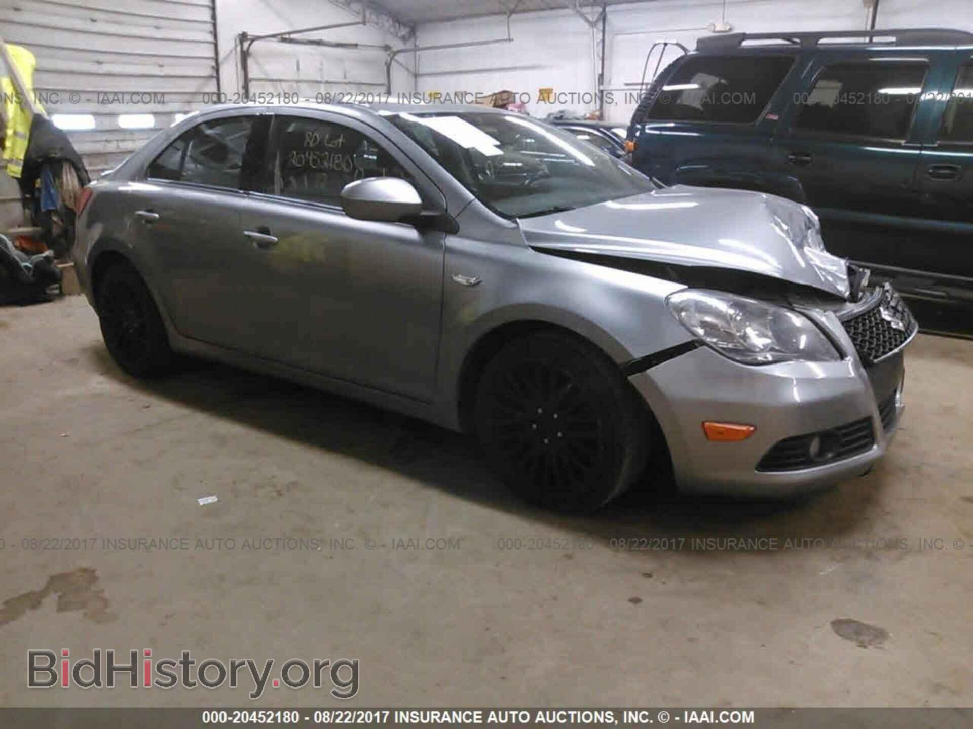 Фотография JS2RF9A39C6100396 - Suzuki Kizashi 2012