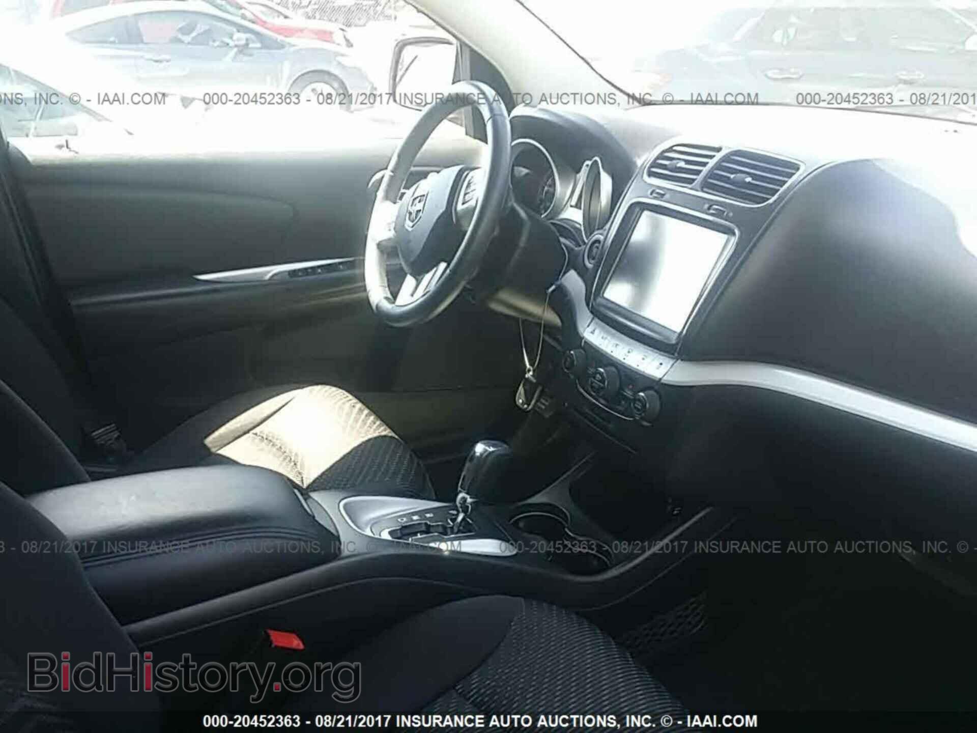 2014 Dodge Journey - VIN: 3C4PDCBG5ET106002 - Фото 5