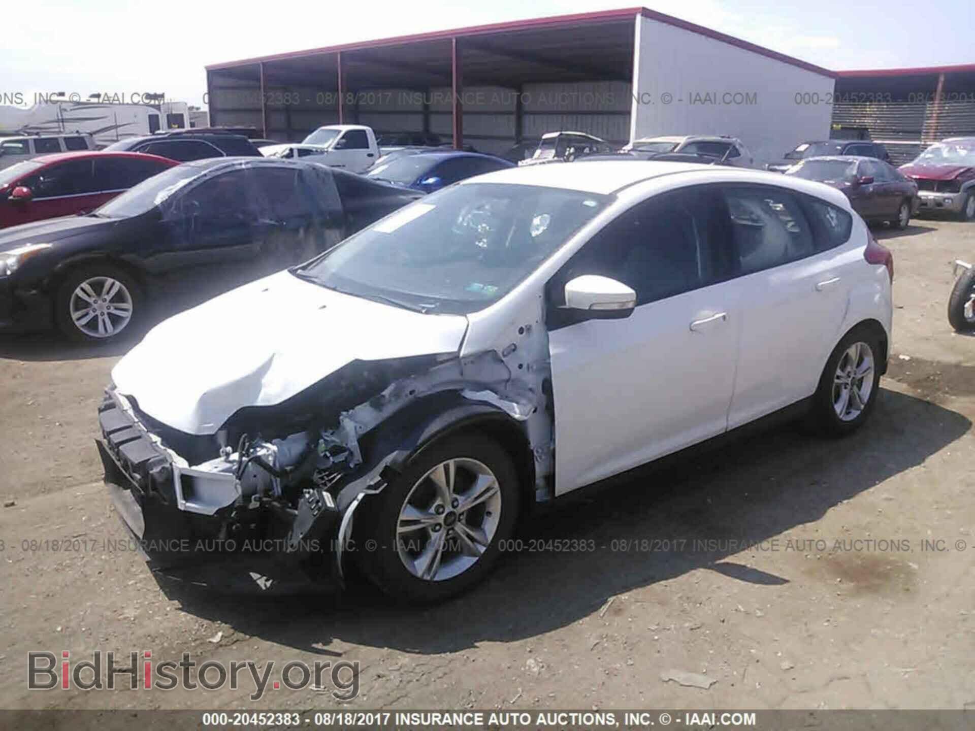 2014 Ford Focus - VIN: 1FADP3K20EL296596 - Photo 2