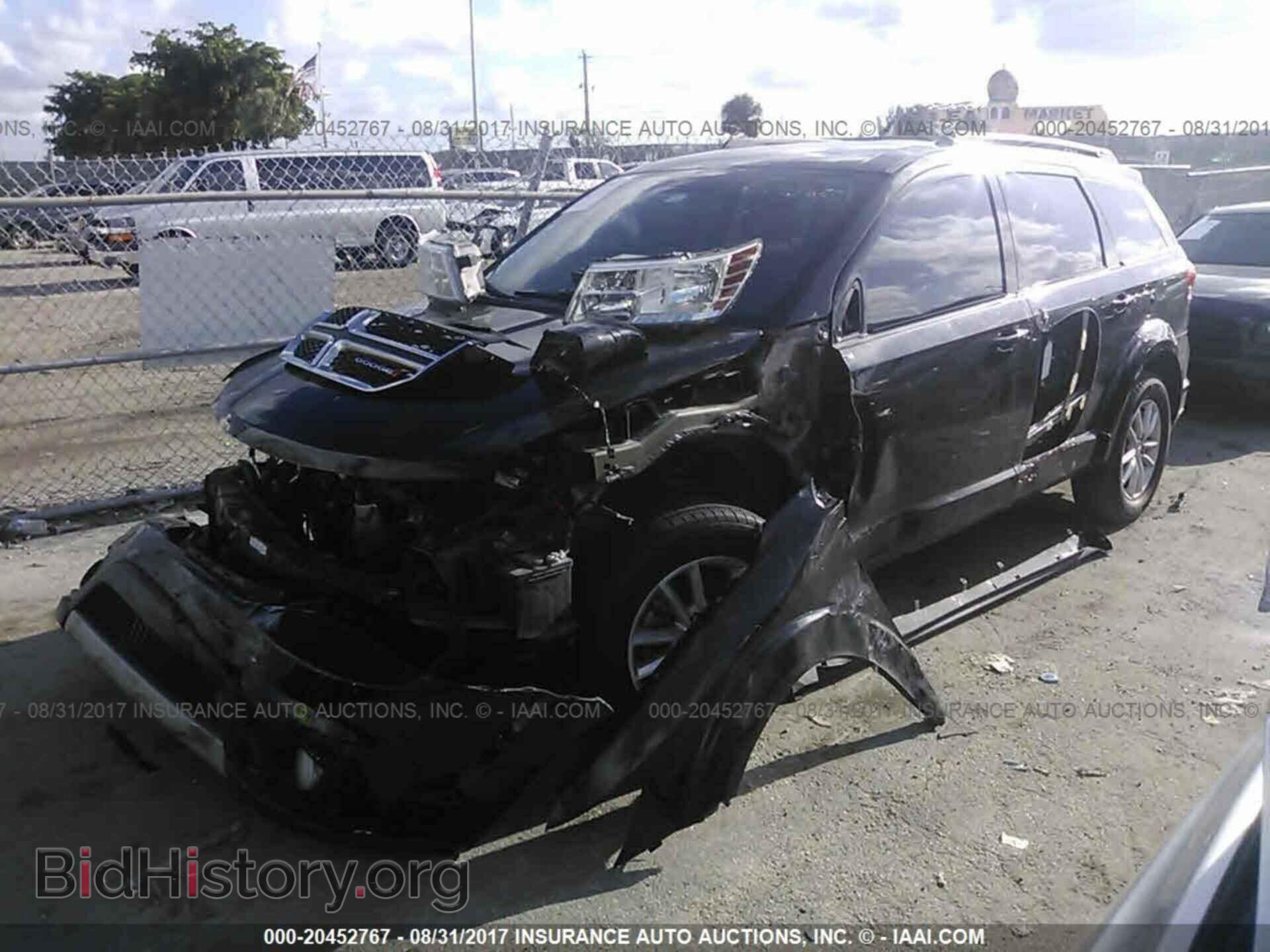 2015 Dodge Journey - VIN: 3C4PDCBG7FT658585 - Photo 2