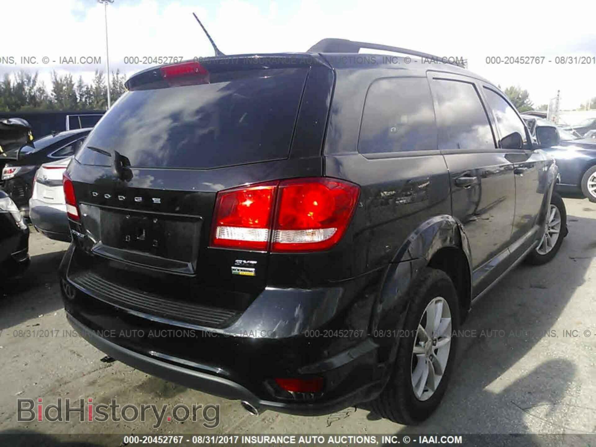 2015 Dodge Journey - VIN: 3C4PDCBG7FT658585 - Photo 4