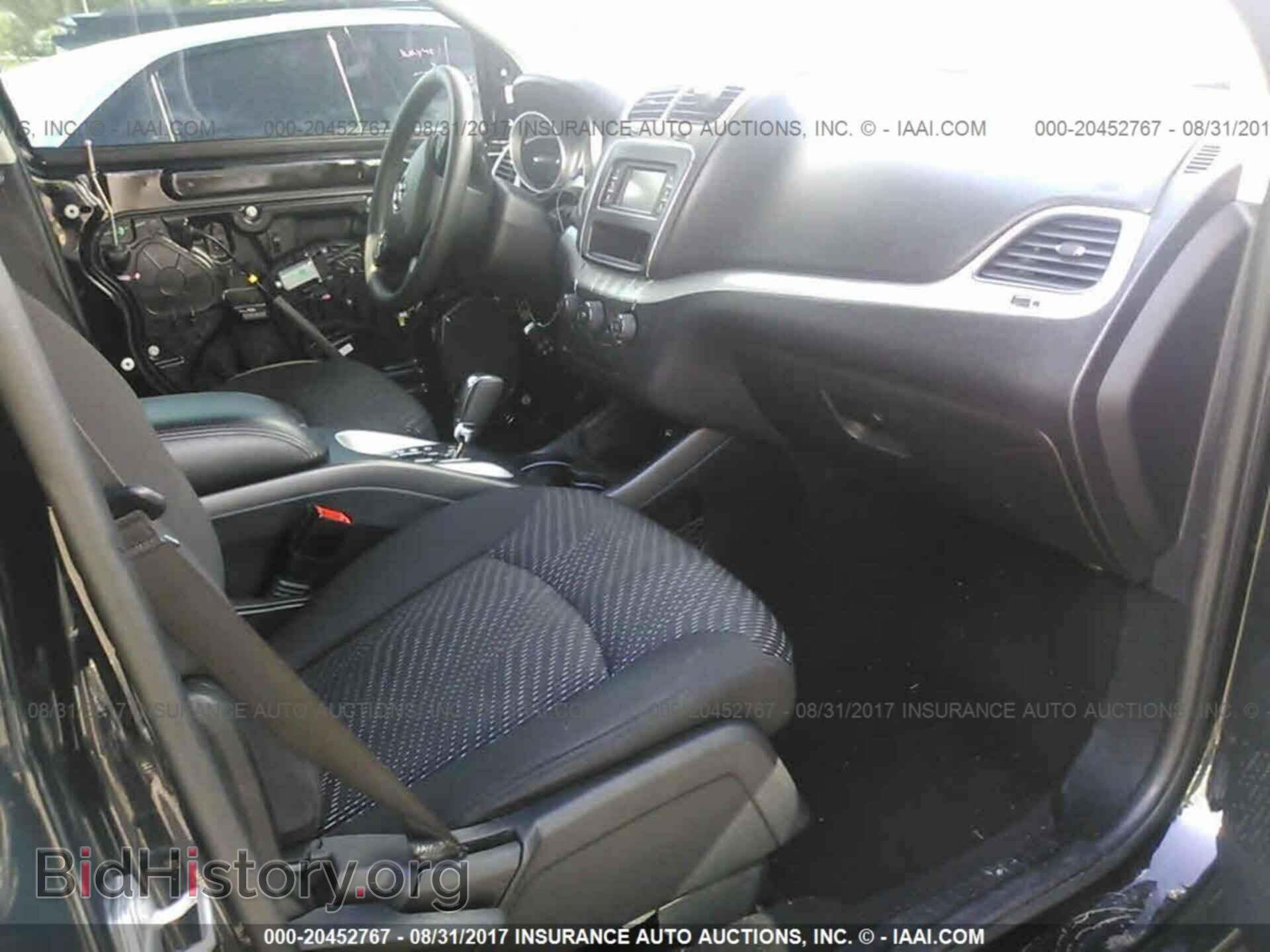 2015 Dodge Journey - VIN: 3C4PDCBG7FT658585 - Photo 5