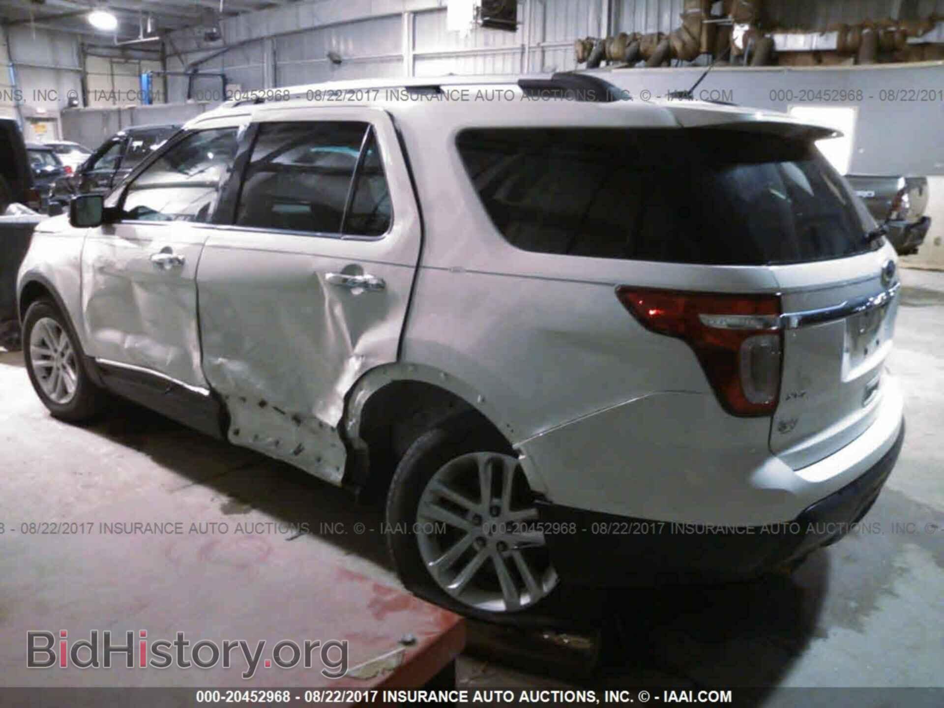 2012 Ford Explorer - VIN: 1FMHK8D86CGA61453 - Photo 3