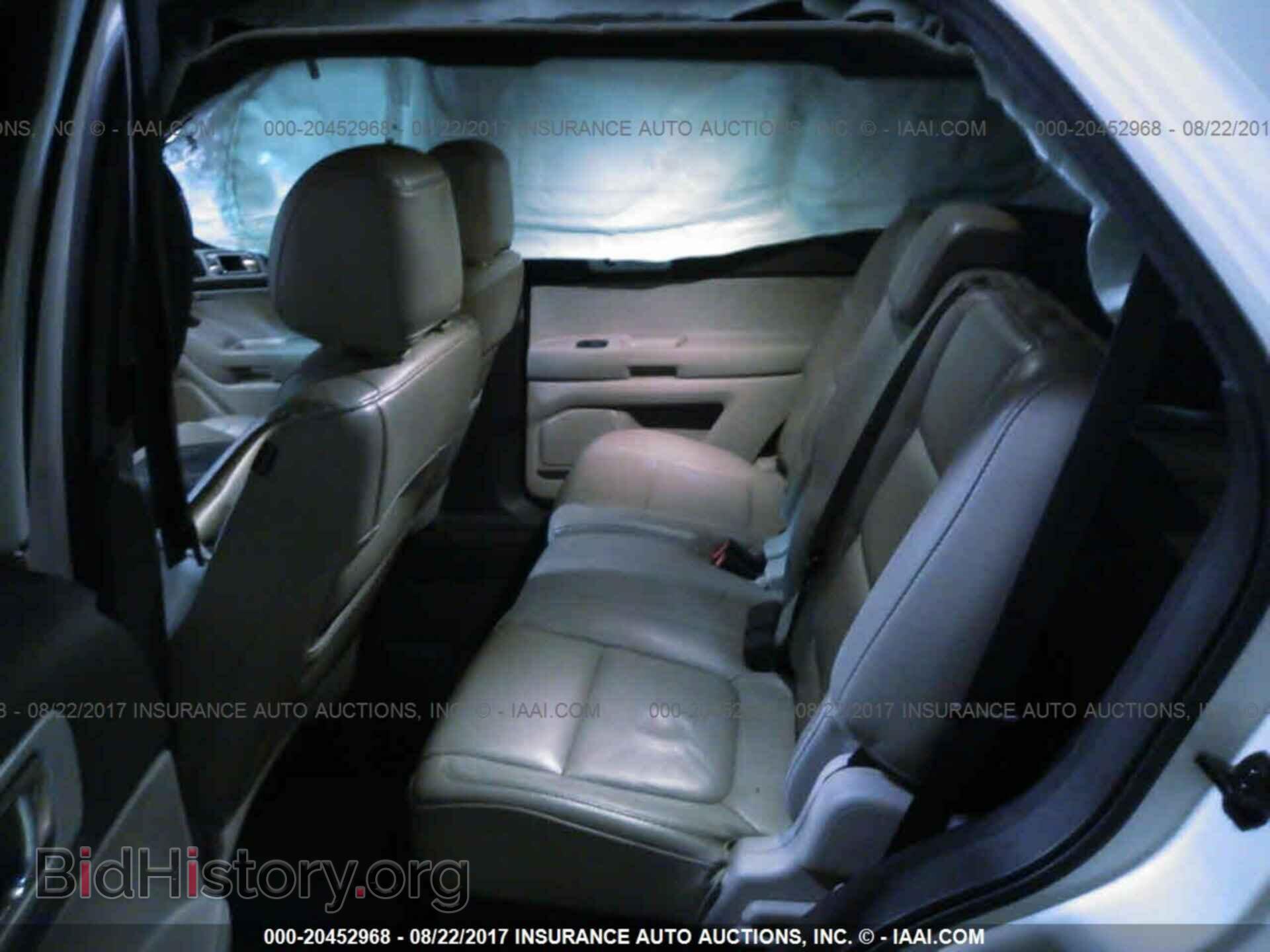 2012 Ford Explorer - VIN: 1FMHK8D86CGA61453 - Photo 8