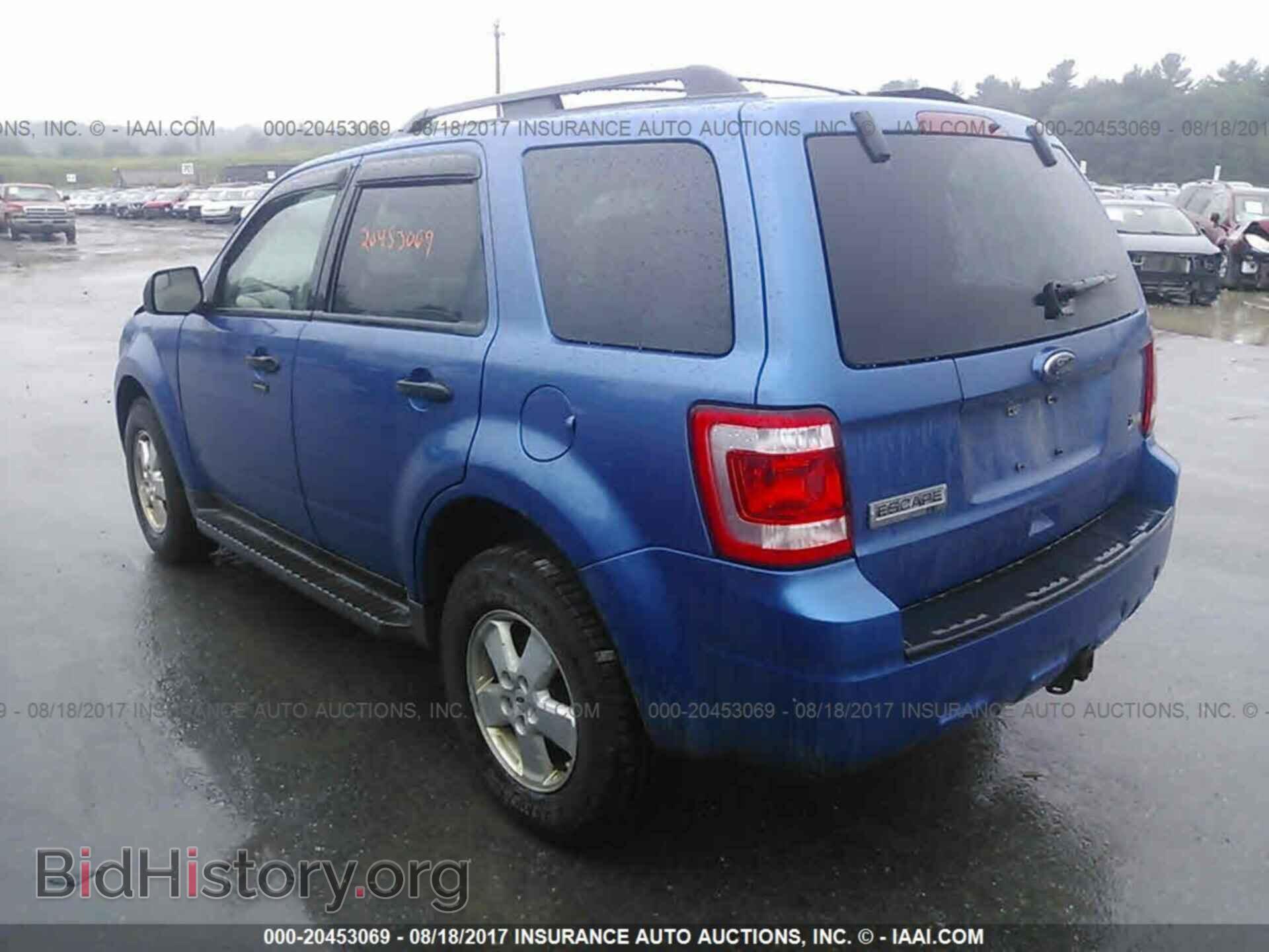 2011 Ford Escape - VIN: 1FMCU9DG6BKA19751 - Photo 3