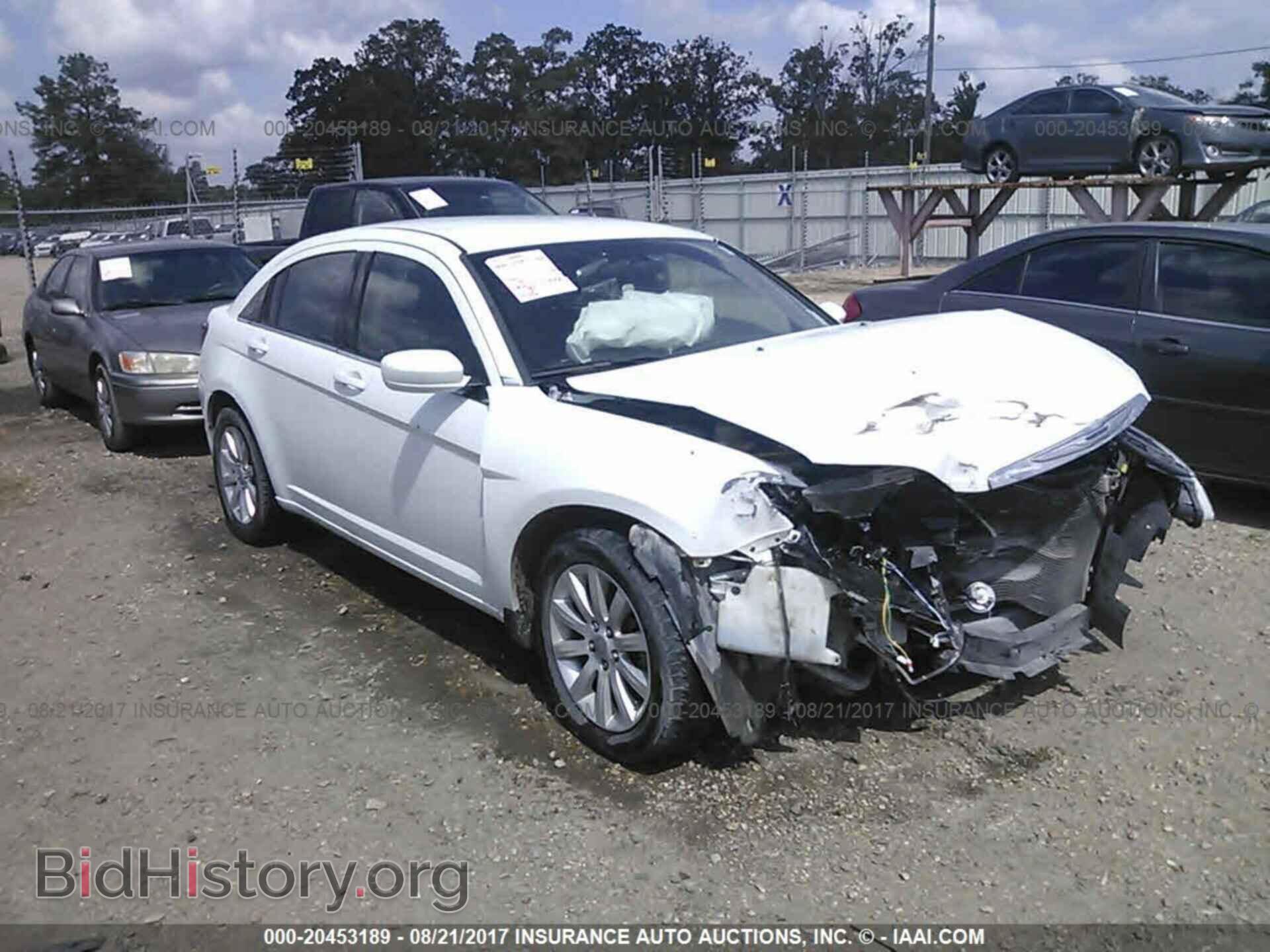 Фотография 1C3CCBBB2DN694220 - Chrysler 200 2013