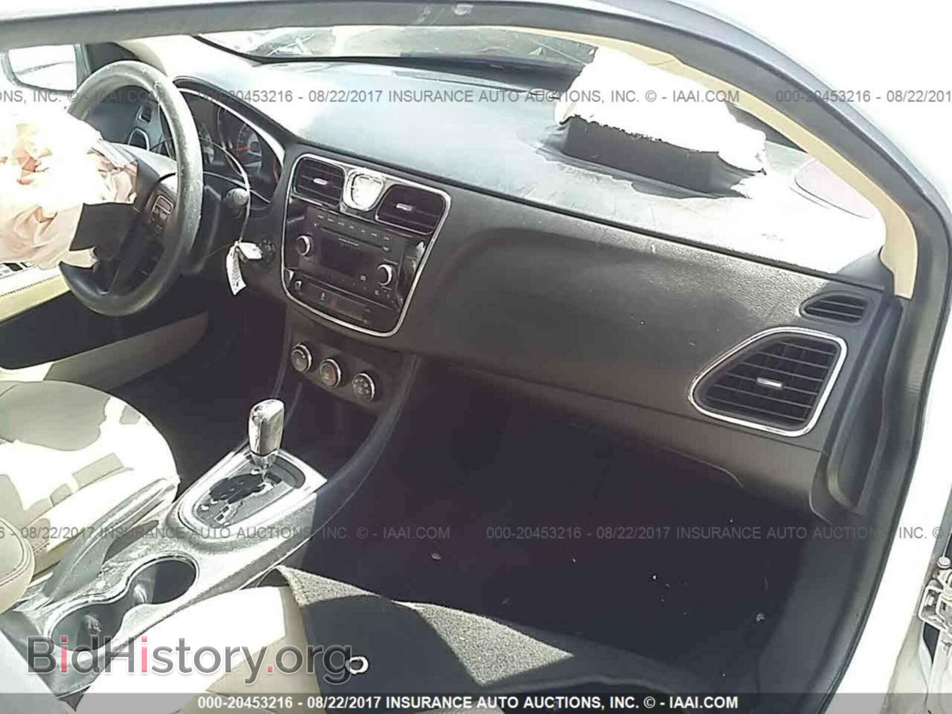 2013 Chrysler 200 - VIN: 1C3CCBAB2DN704682 - Фото 5