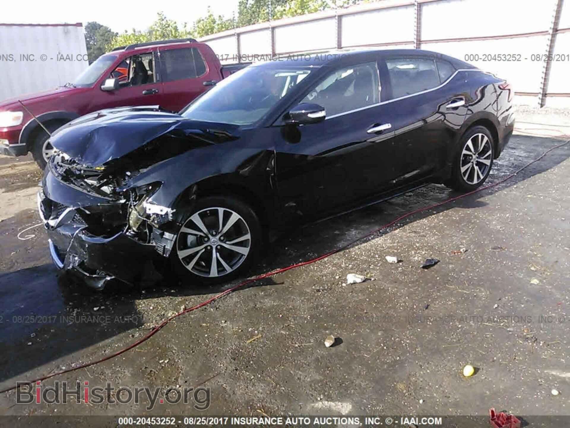 2017 Nissan Maxima - VIN: 1N4AA6APXHC390069 - Фото 2