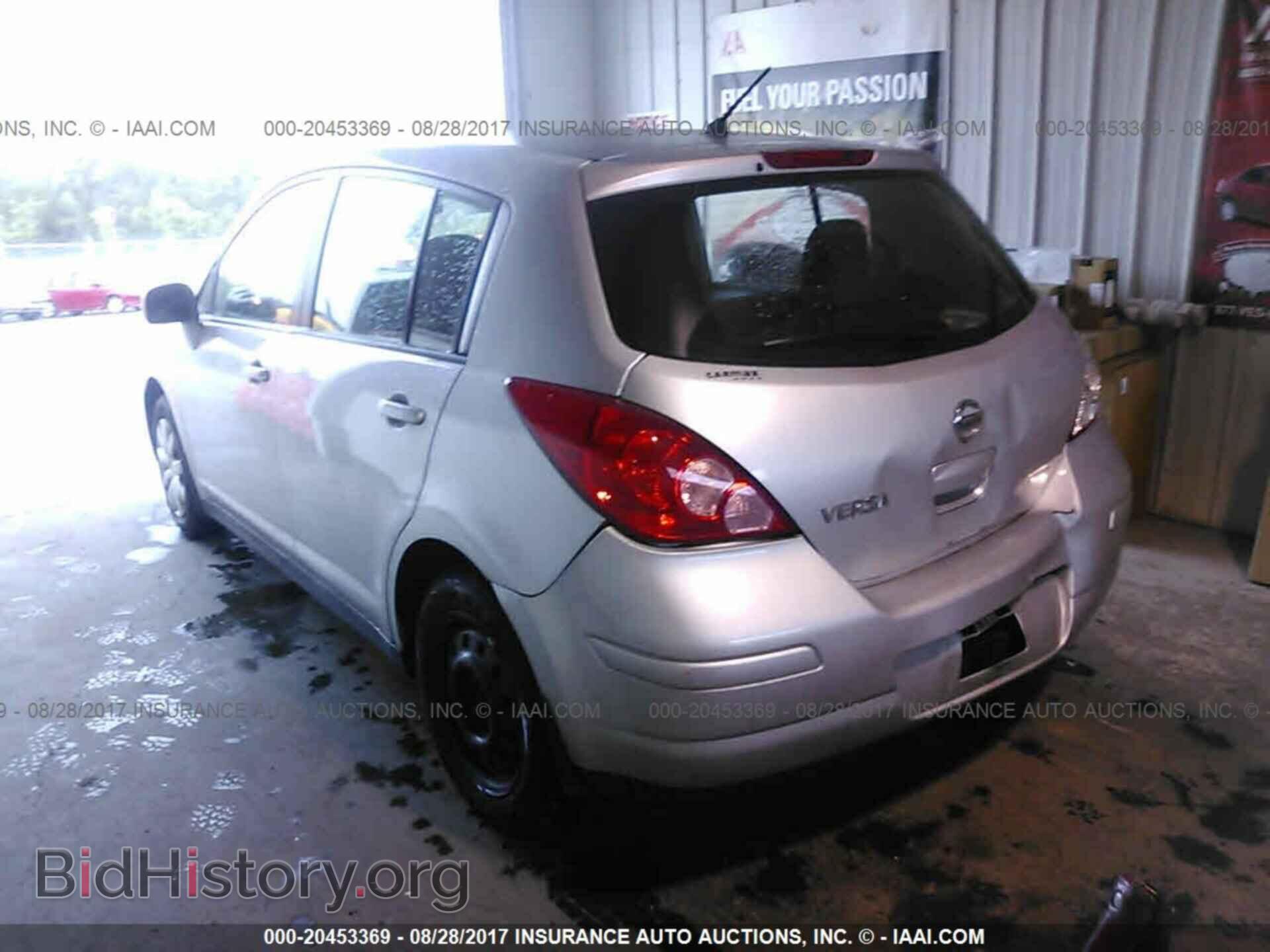 2011 Nissan Versa - VIN: 3N1BC1CP3BL490523 - Фото 3