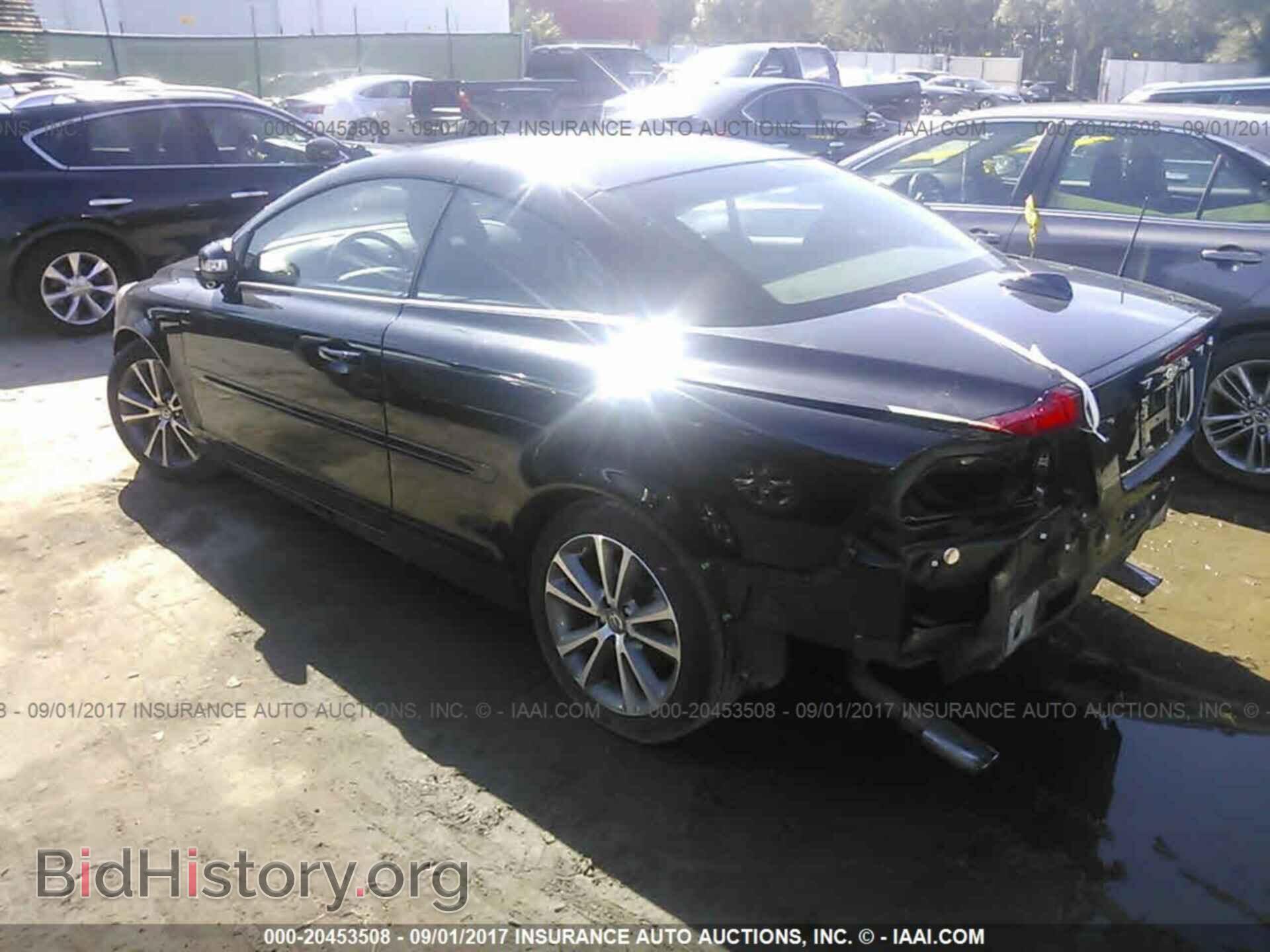 2011 Volvo C70 - VIN: YV1672MC8BJ120786 - Фото 3
