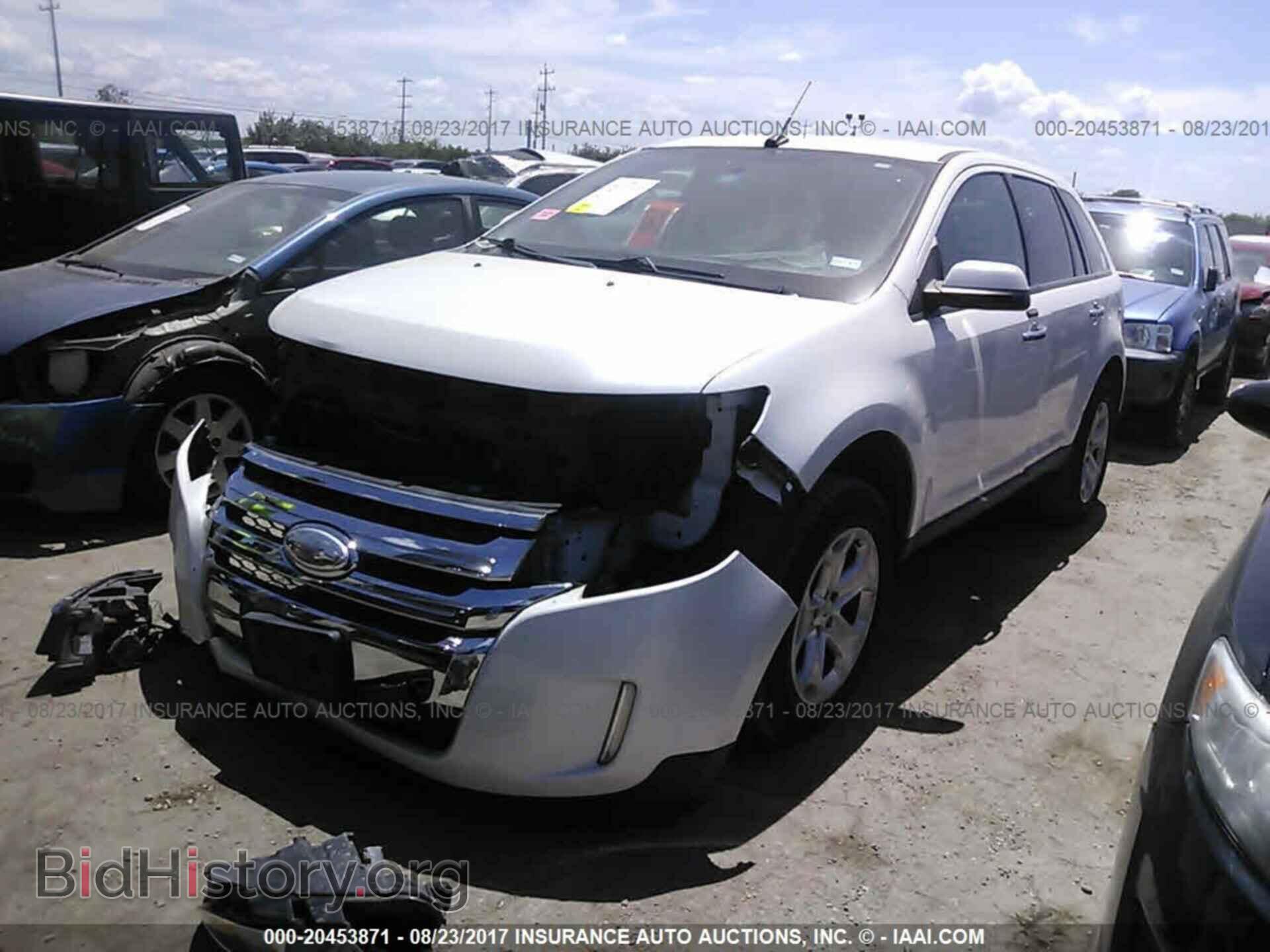 2011 Ford Edge - VIN: 2FMDK3JC4BBB18748 - Photo 2