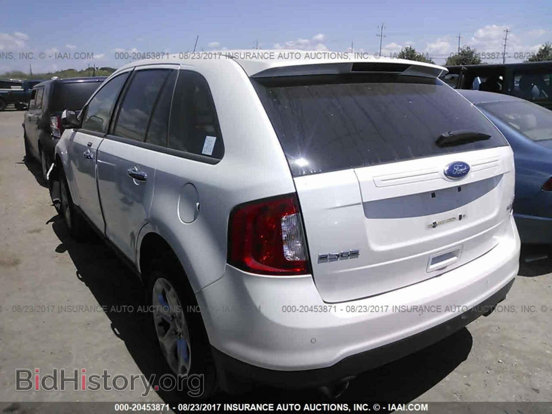 2011 Ford Edge - VIN: 2FMDK3JC4BBB18748 - Photo 3
