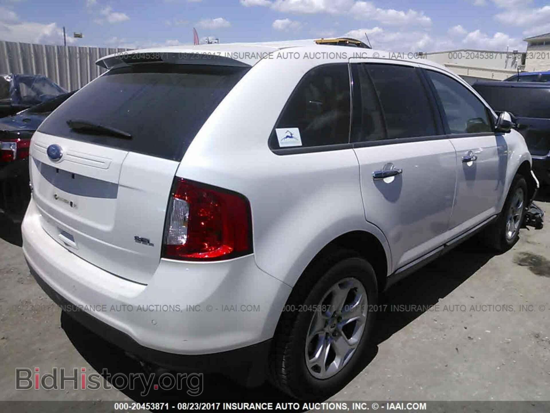 2011 Ford Edge - VIN: 2FMDK3JC4BBB18748 - Photo 4