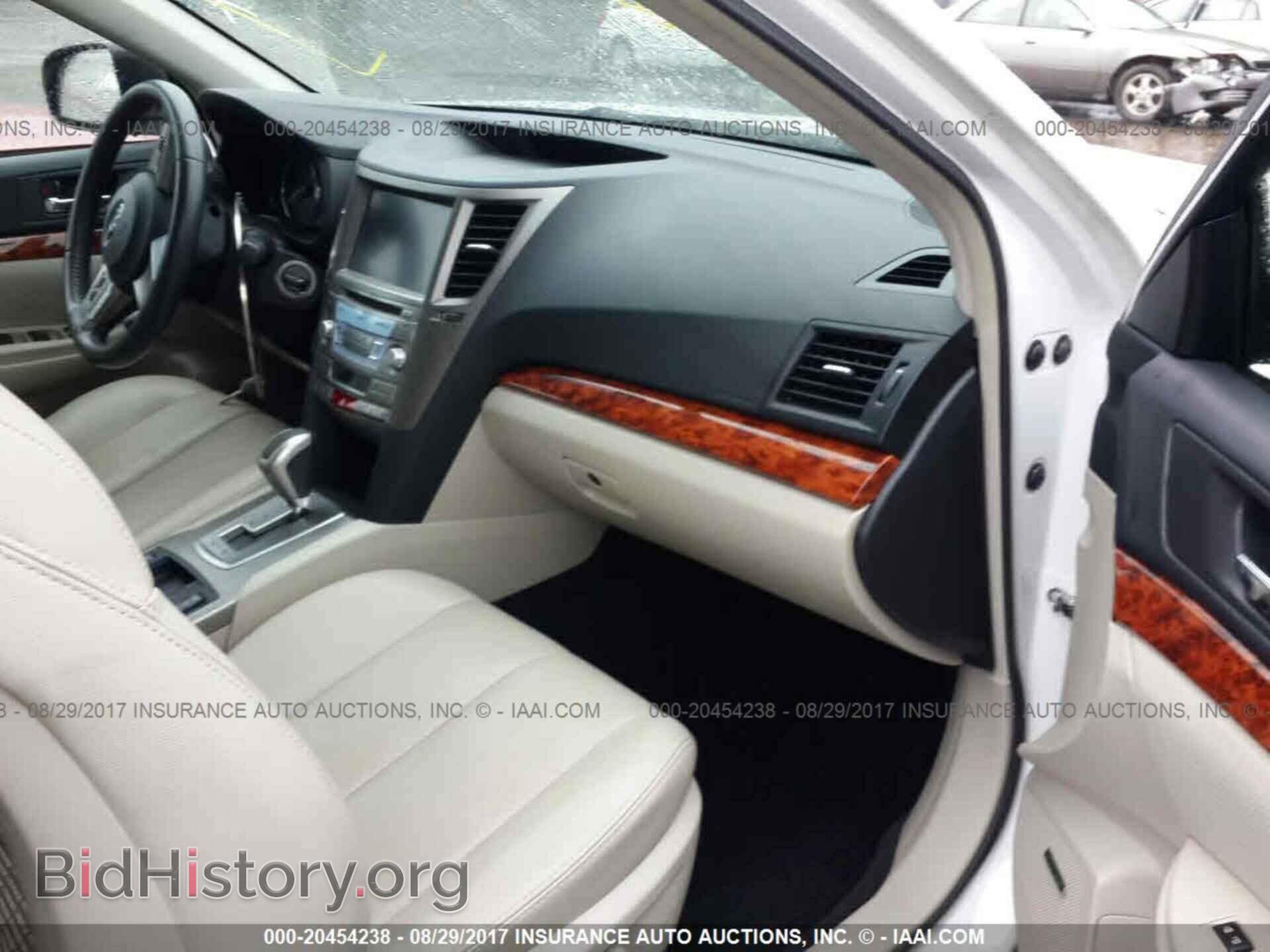 2011 Subaru Outback - VIN: 4S4BRDLC0B2344667 - Фото 5