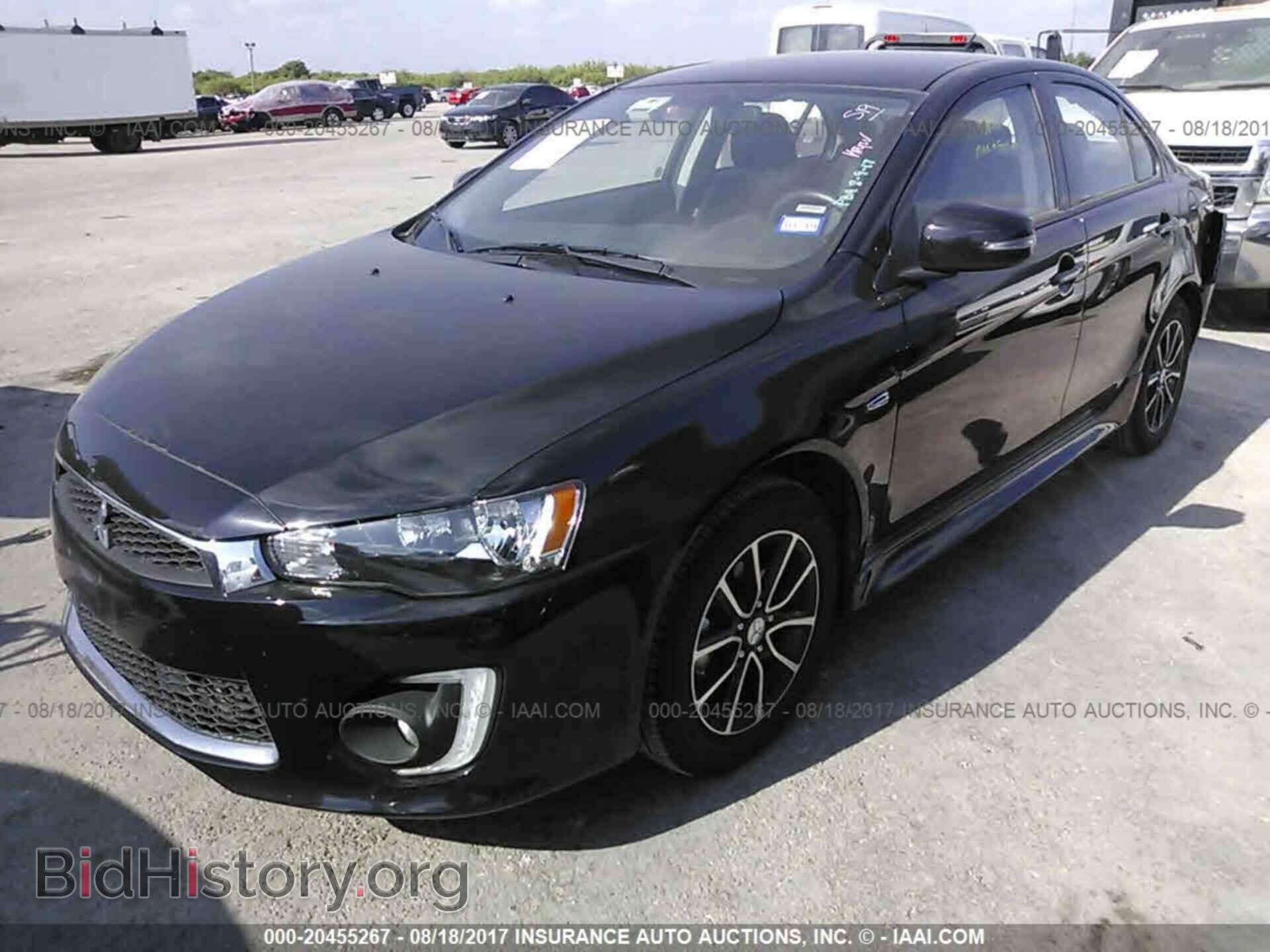 2017 Mitsubishi Lancer - VIN: JA32U2FU2HU005576 - Фото 2