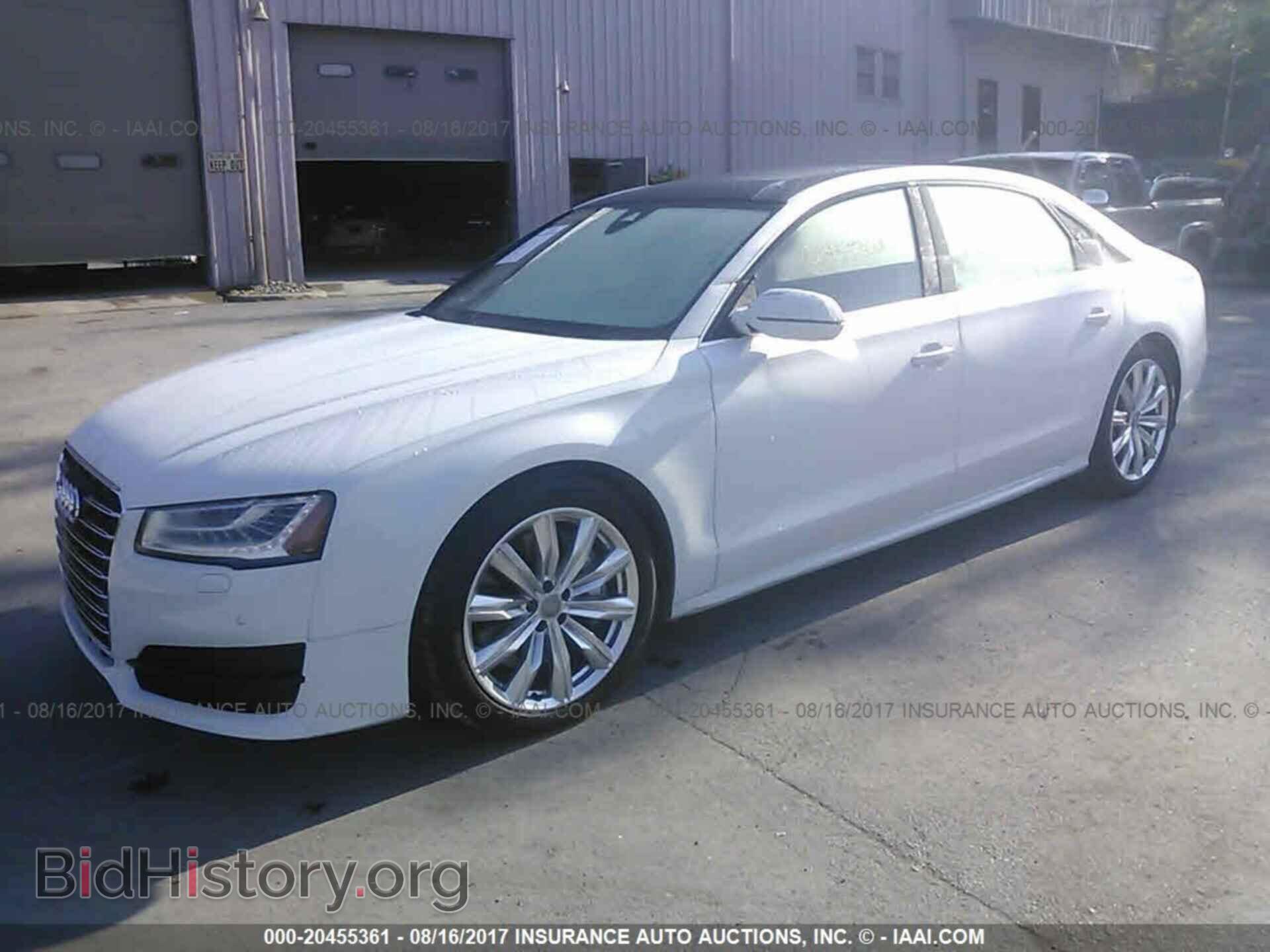2017 Audi A8 - VIN: WAU44AFD4HN013769 - Фото 2