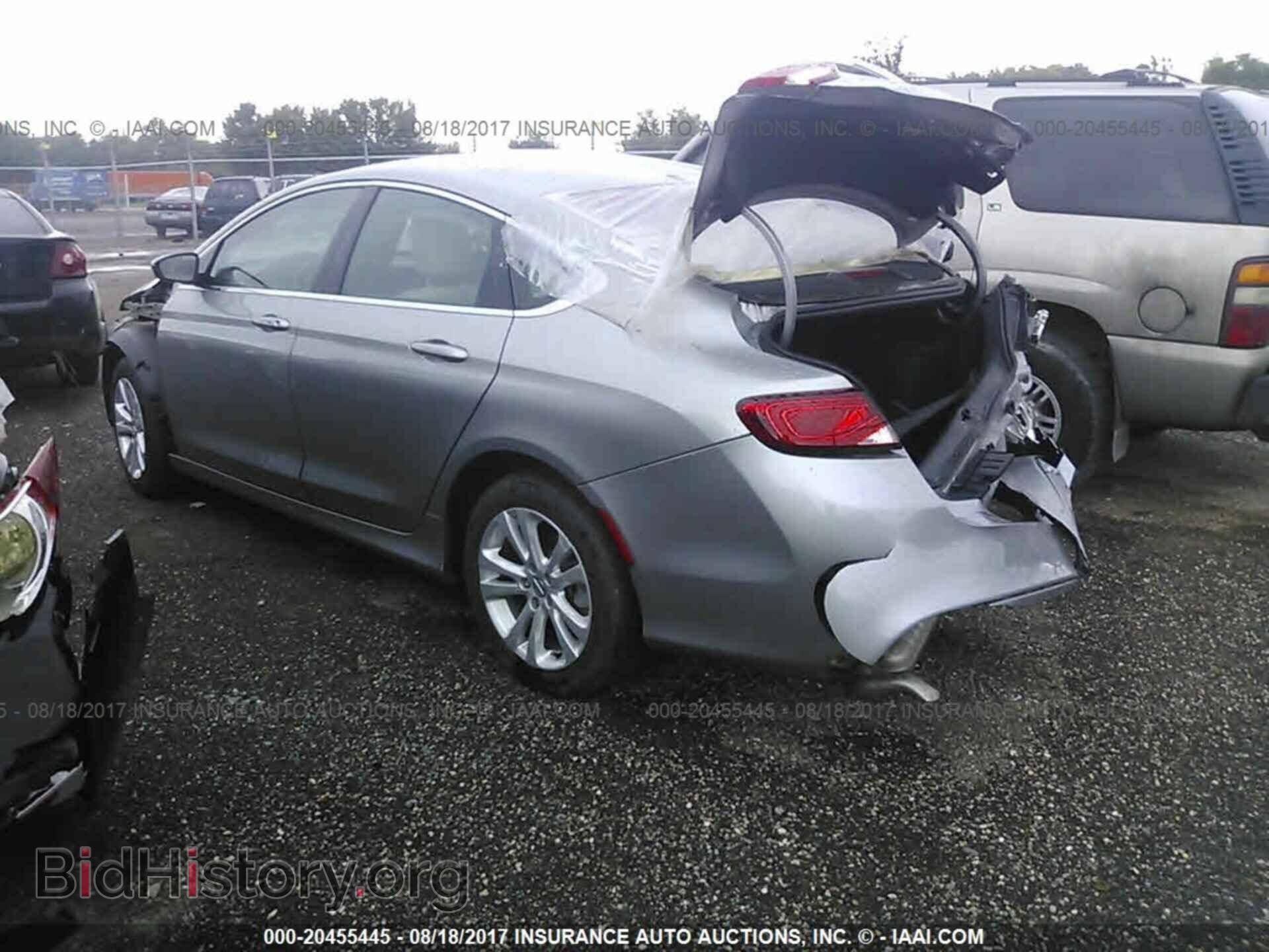 2016 Chrysler 200 - VIN: 1C3CCCAB8GN166886 - Фото 3