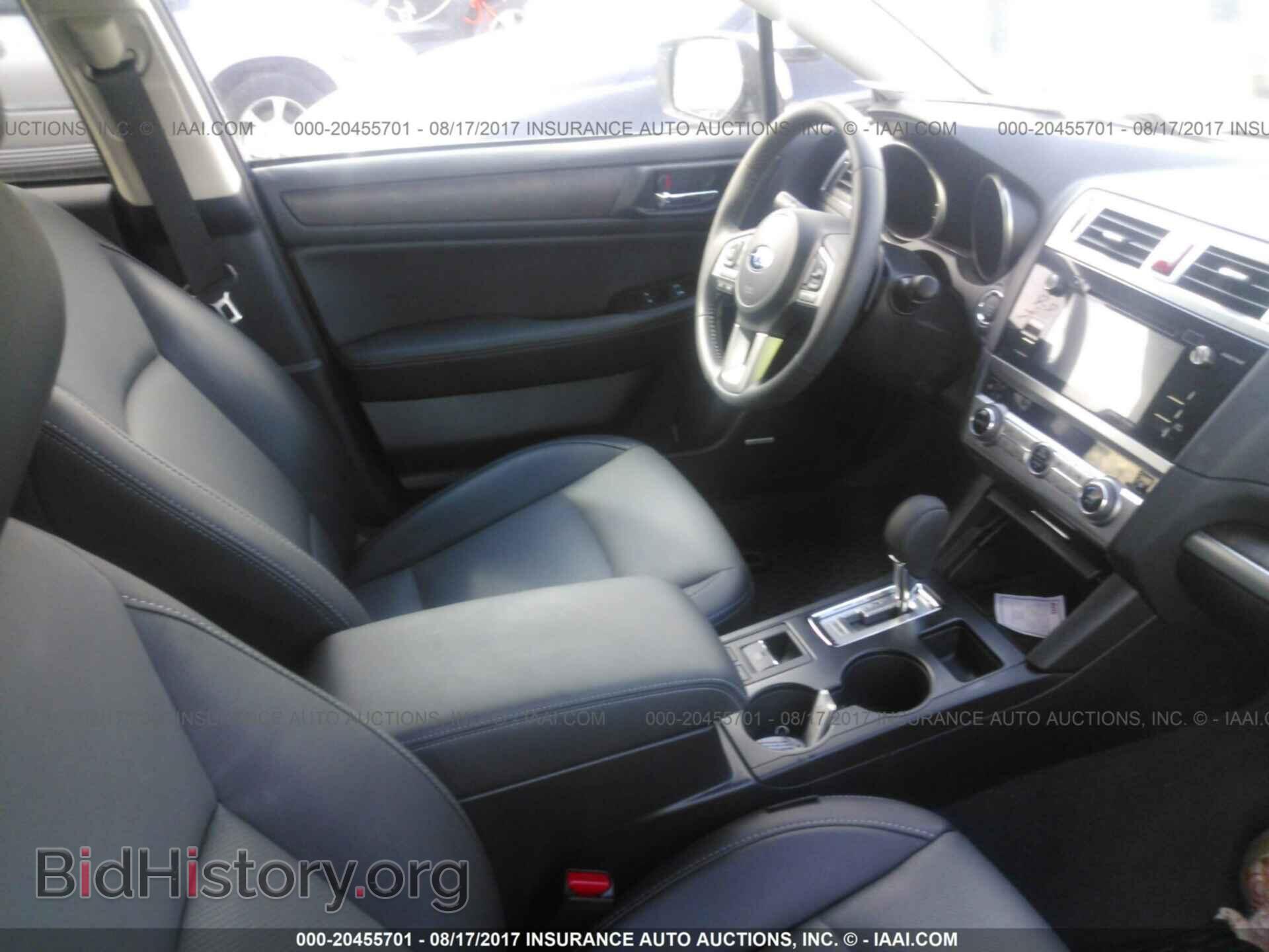 2017 Subaru Outback - VIN: 4S4BSAKCXH3414733 - Фото 5