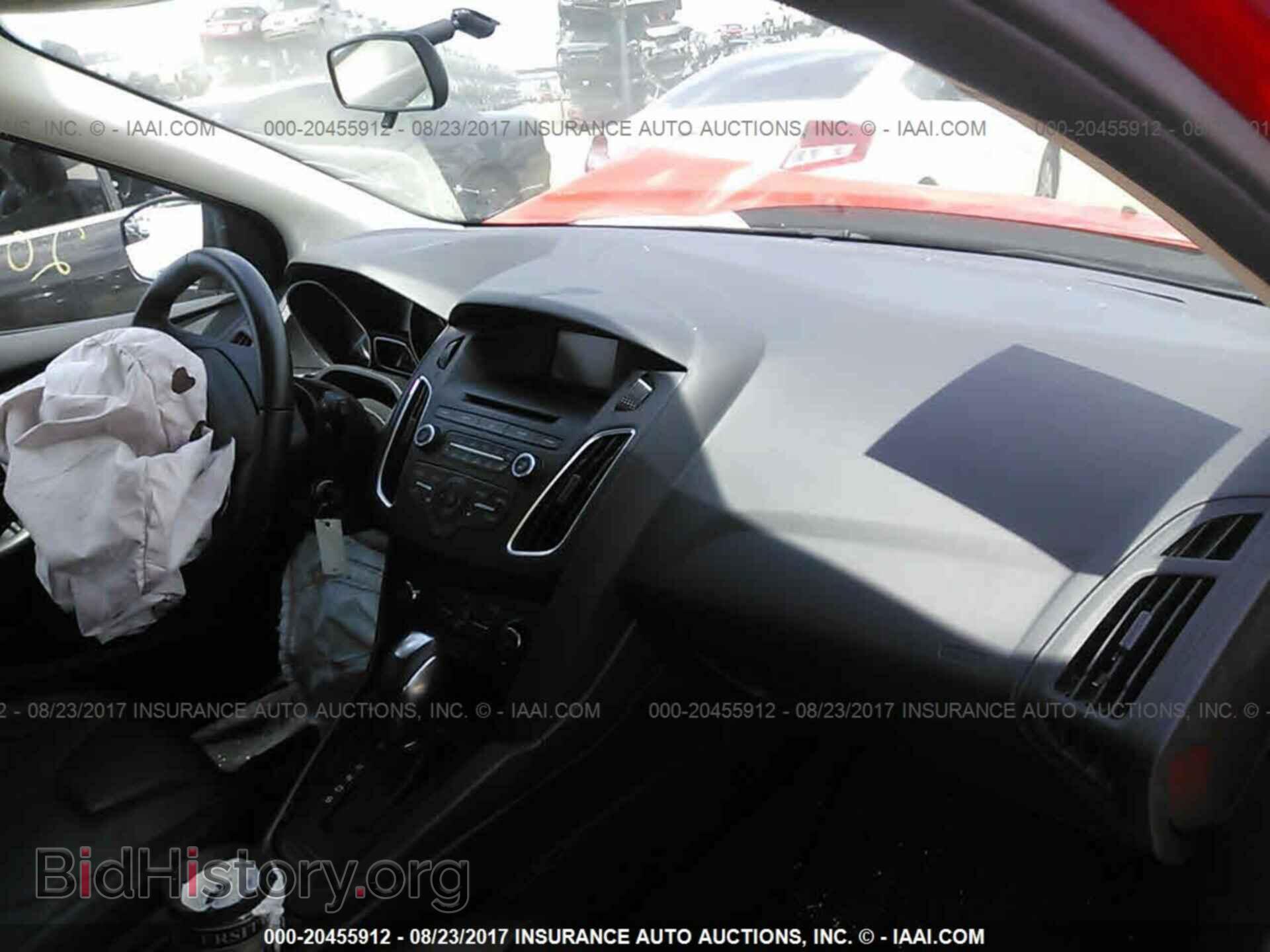 2016 Ford Focus - VIN: 1FADP3K21GL321752 - Фото 5