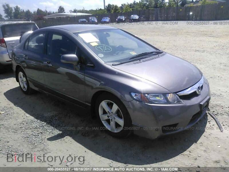 2011 Honda CIVIC (VIN 19XFA1F68BE013632) — фото 1 из 10, IAAI, повреждение: левая передняя часть