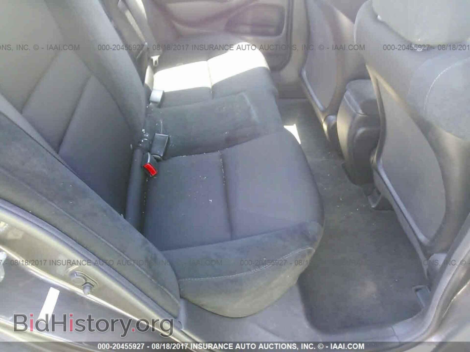 2011 Honda CIVIC (VIN 19XFA1F68BE013632) — фото 8 из 10