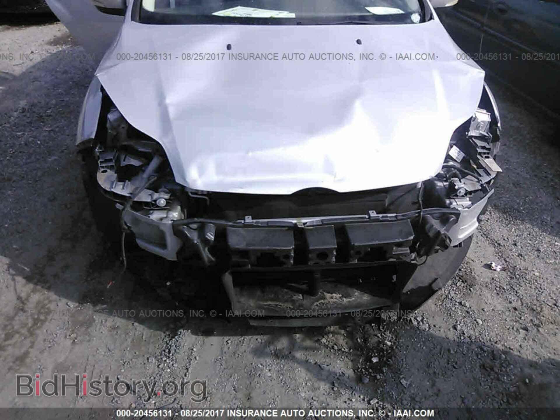 2012 Ford Focus - VIN: 1FAHP3M28CL393685 - Photo 6
